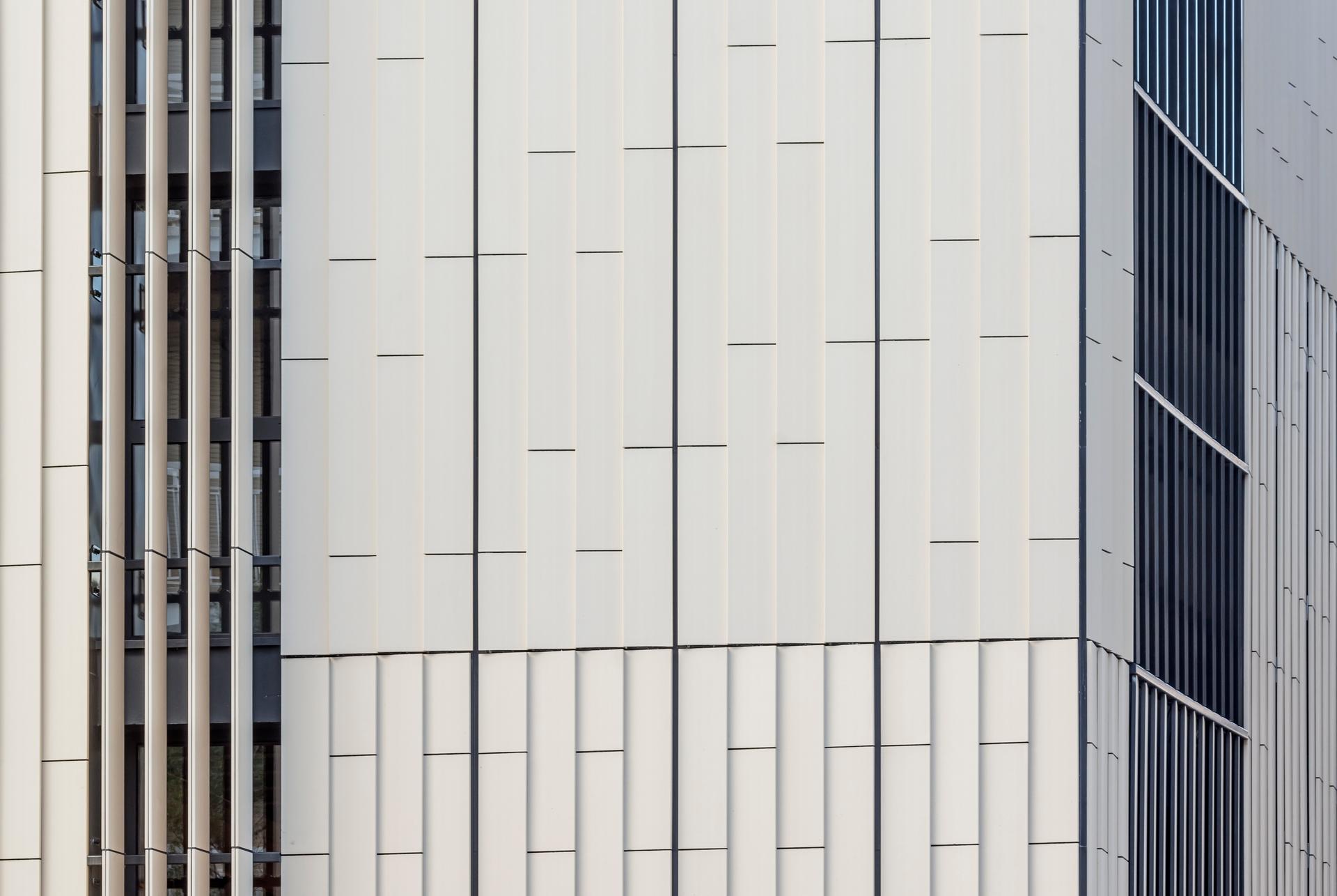 Can Serras Department Stores
