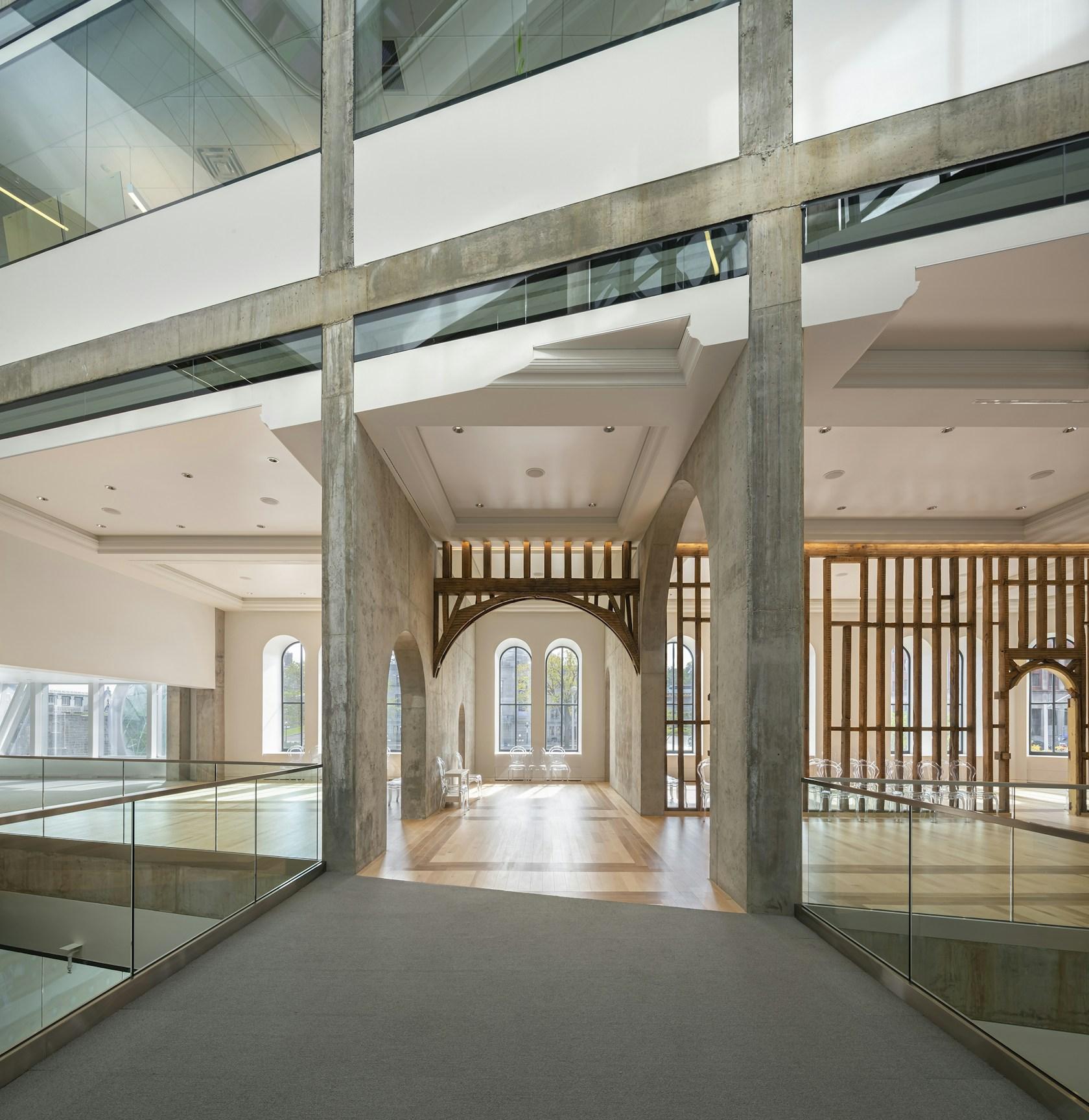 Theater Le Diamant - image 10