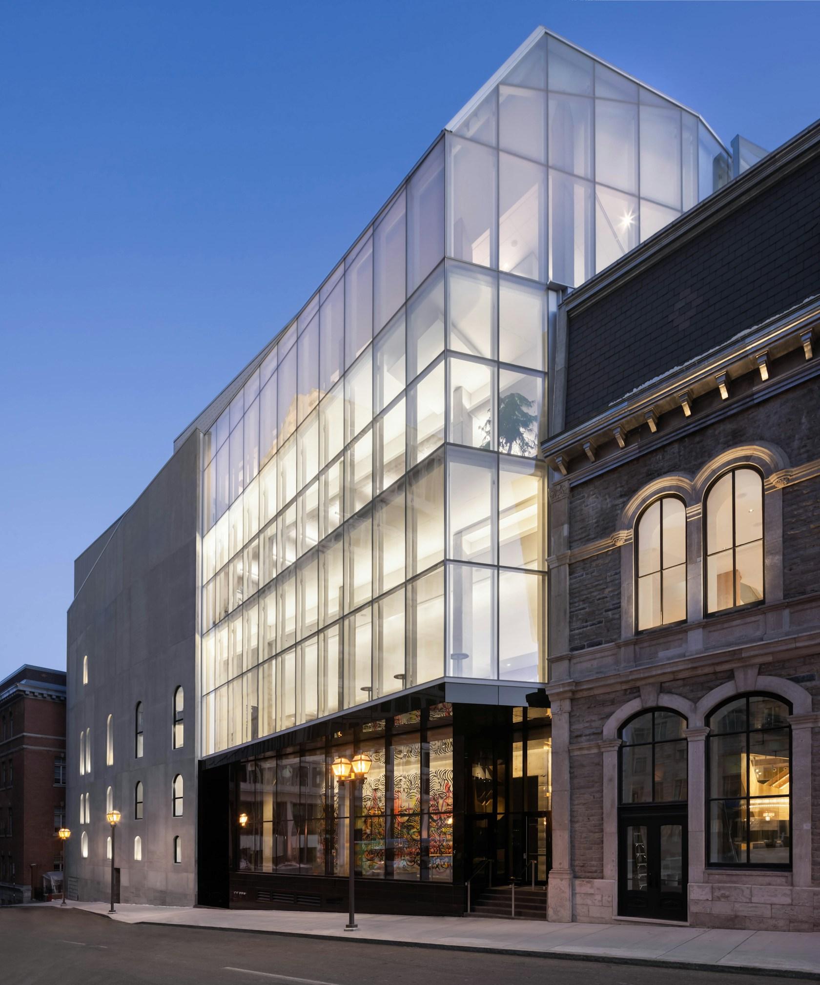 Theater Le Diamant - image 7