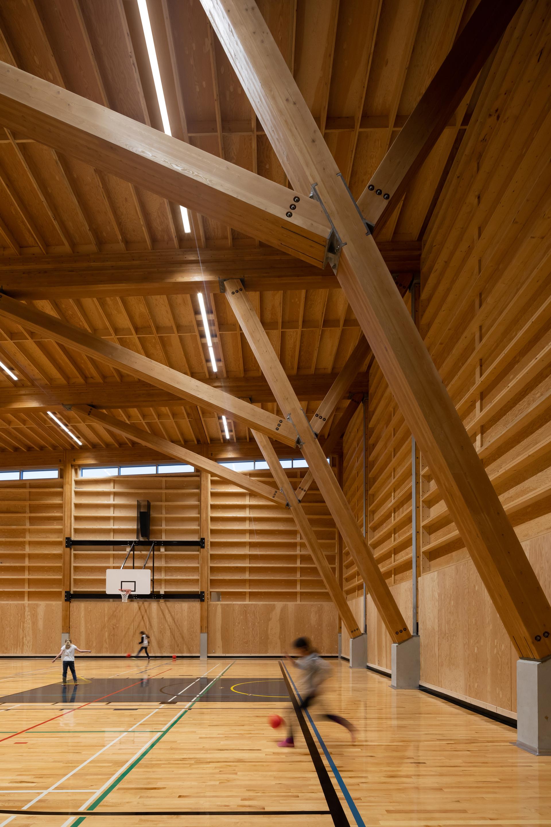 Upper Skeena Recreation Centre - image 7