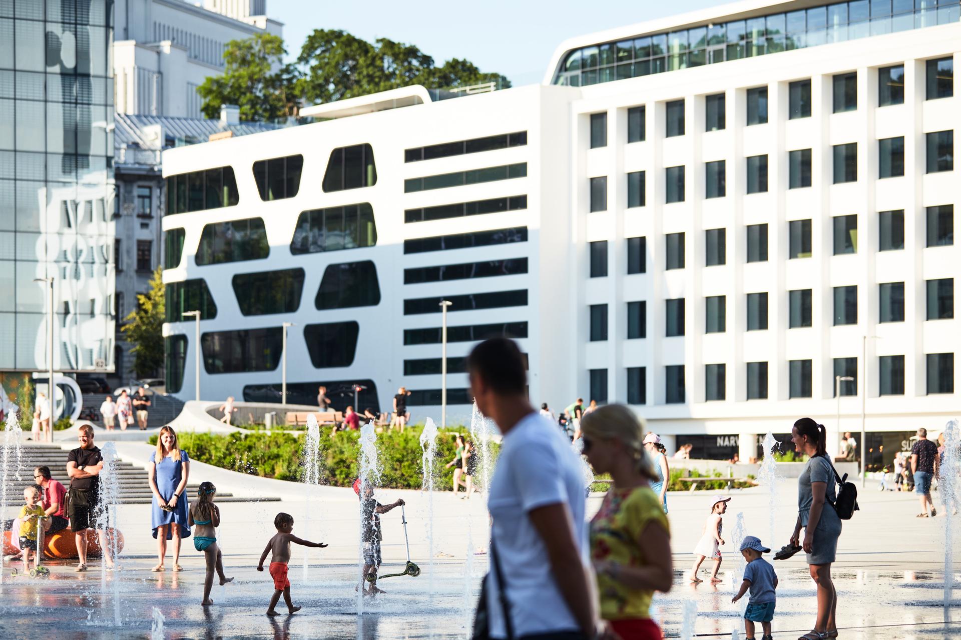 V- Plaza Urban Development - image 10