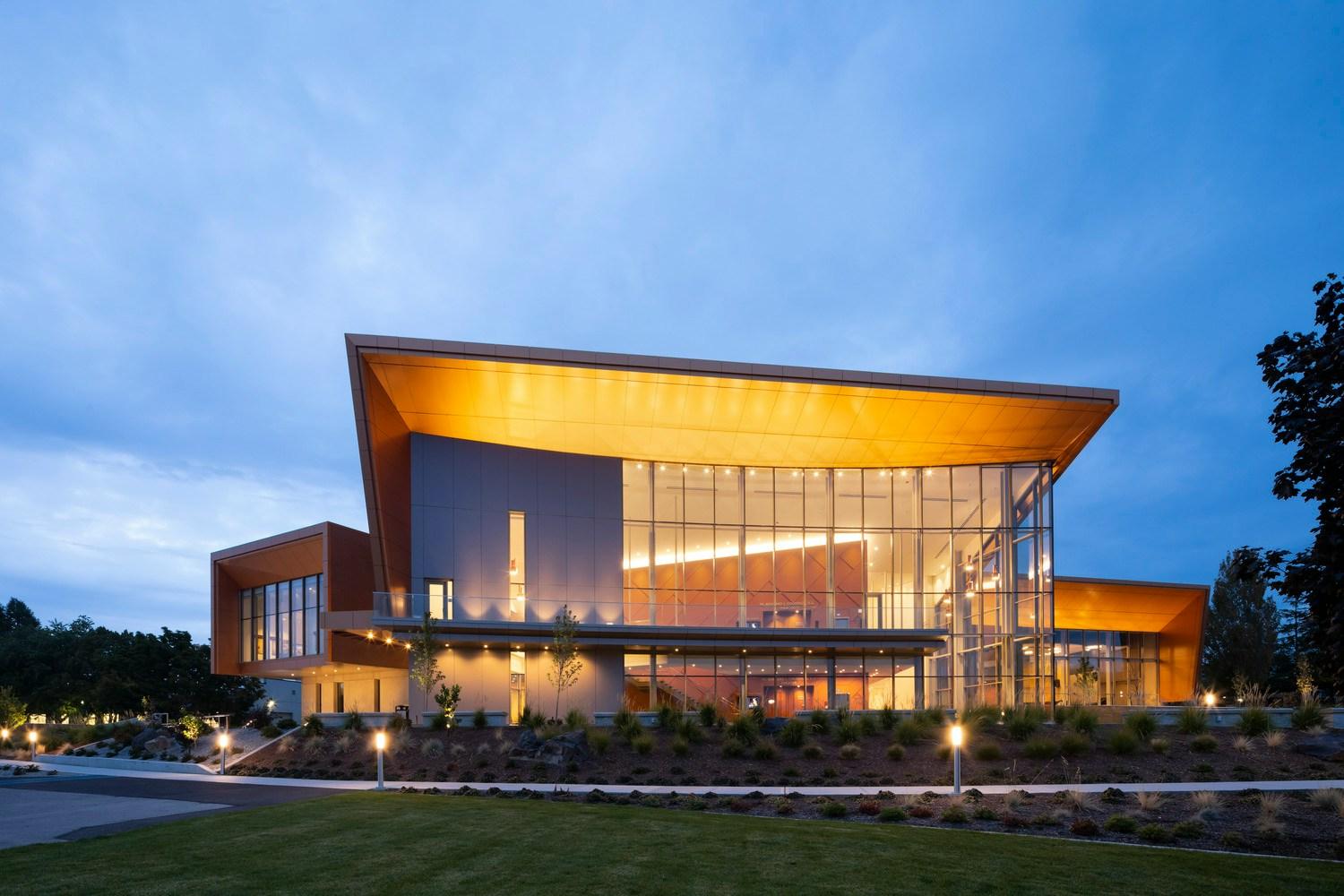 Gonzaga University Myrtle Woldson Performing Arts Center - image 2