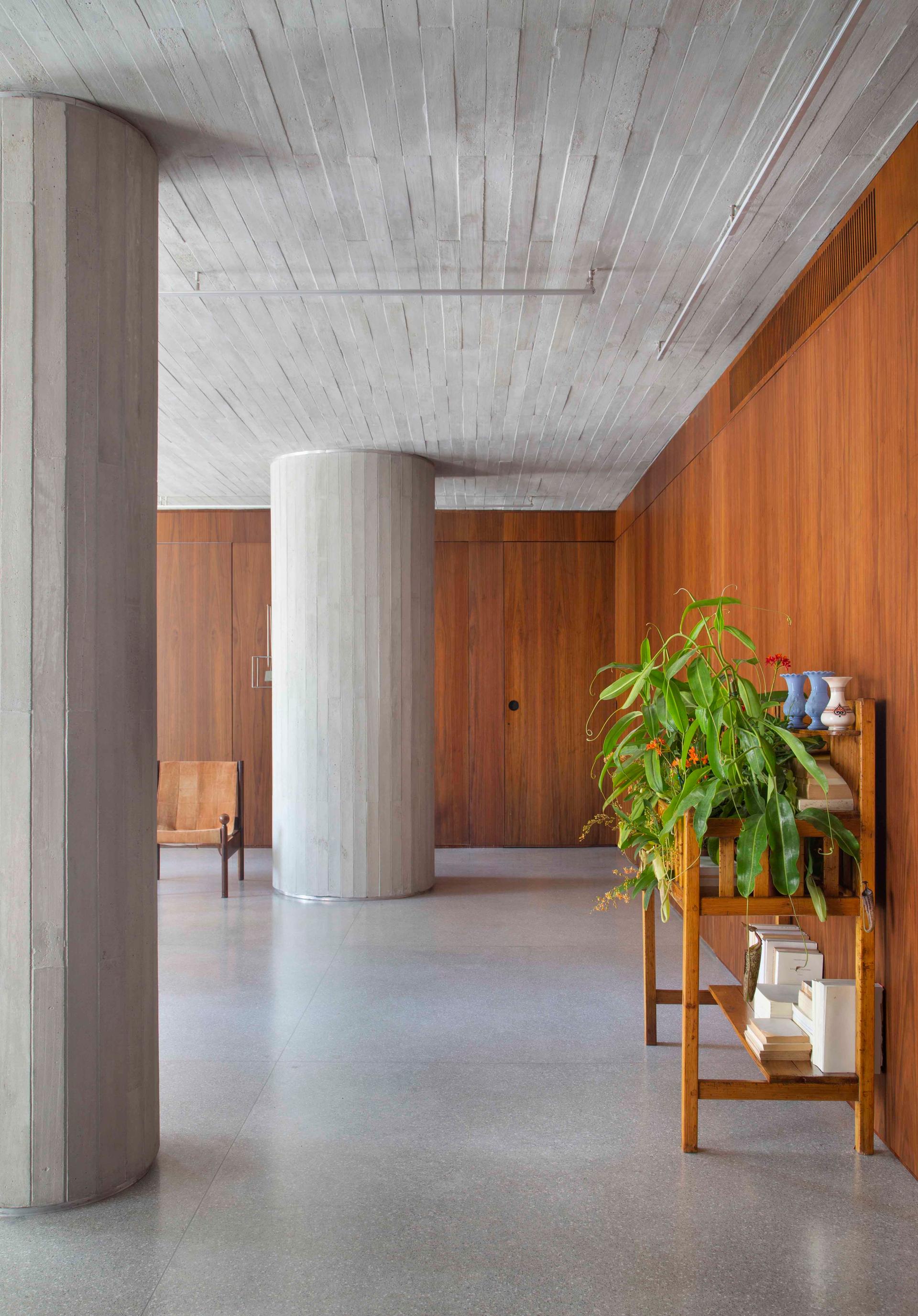 DN Apartment - image 8