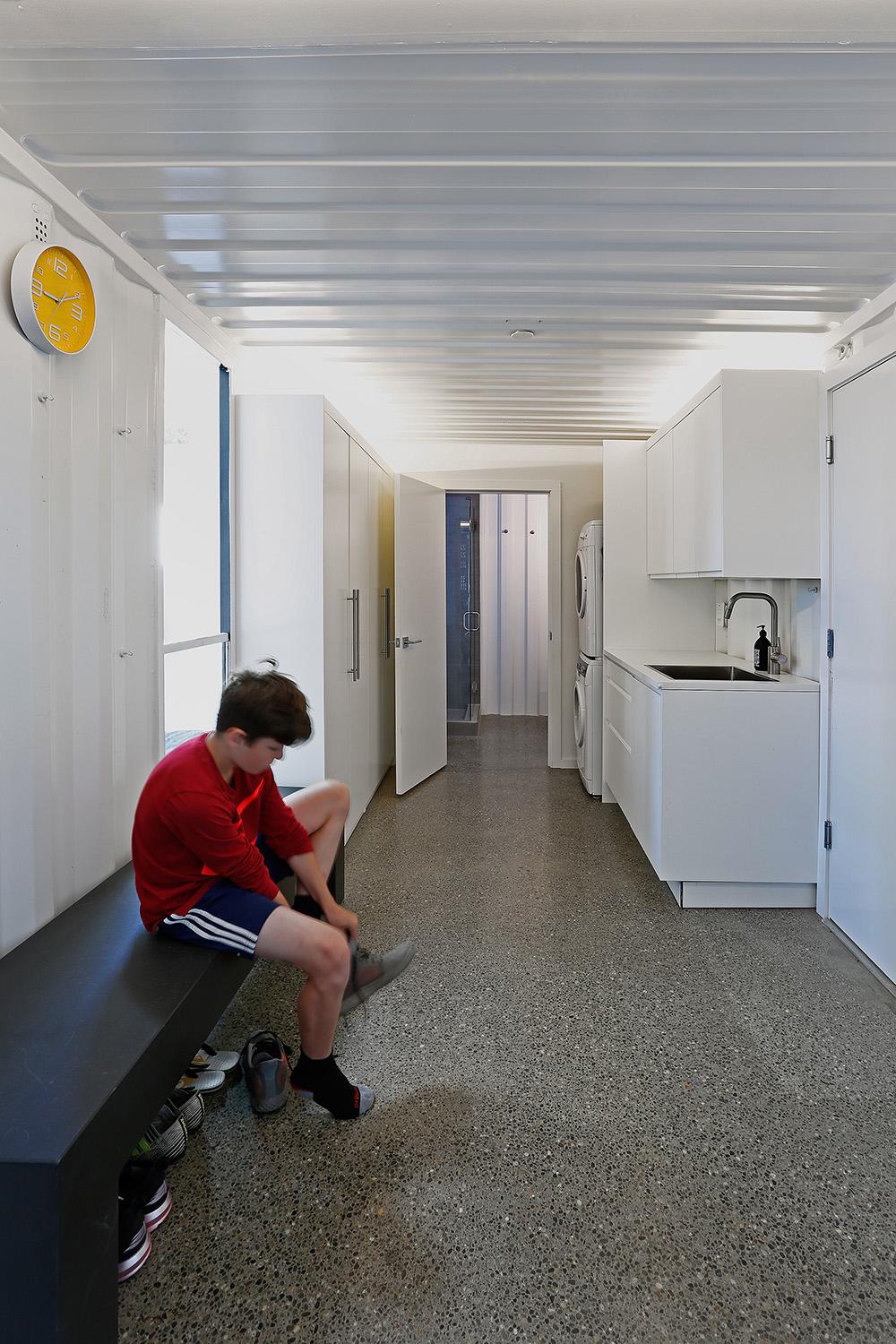 Wyss Family Container House - image 9