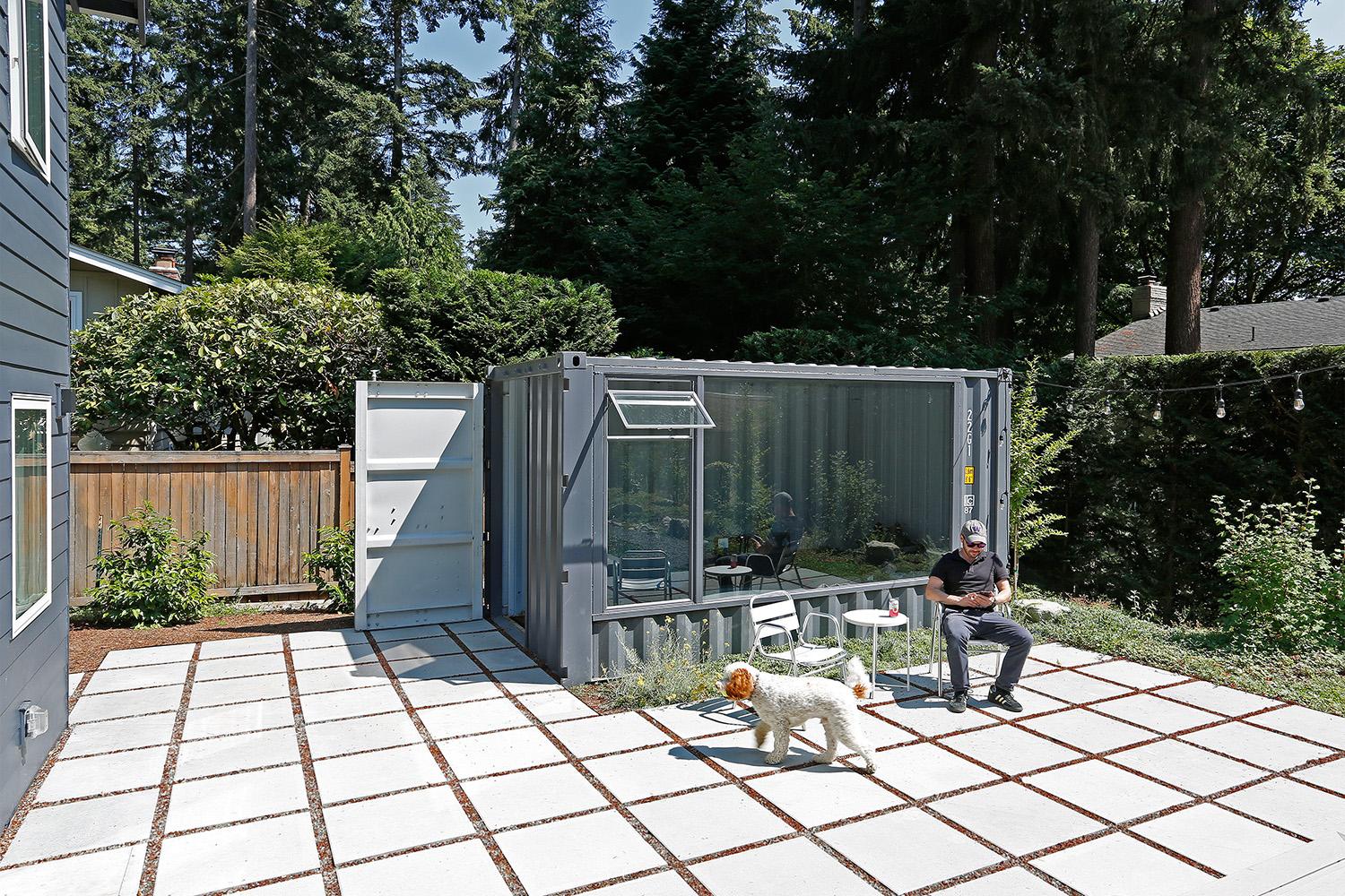 Wyss Family Container House - image 13
