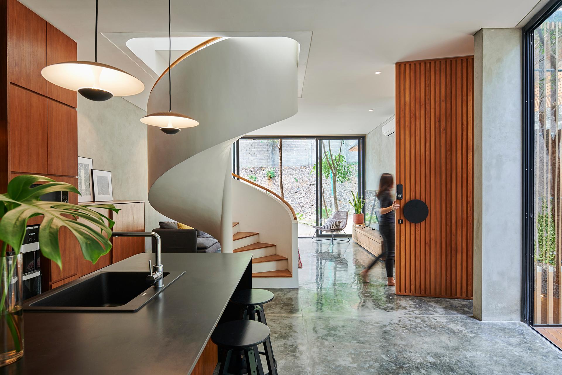 Breeze Blocks House - image 9