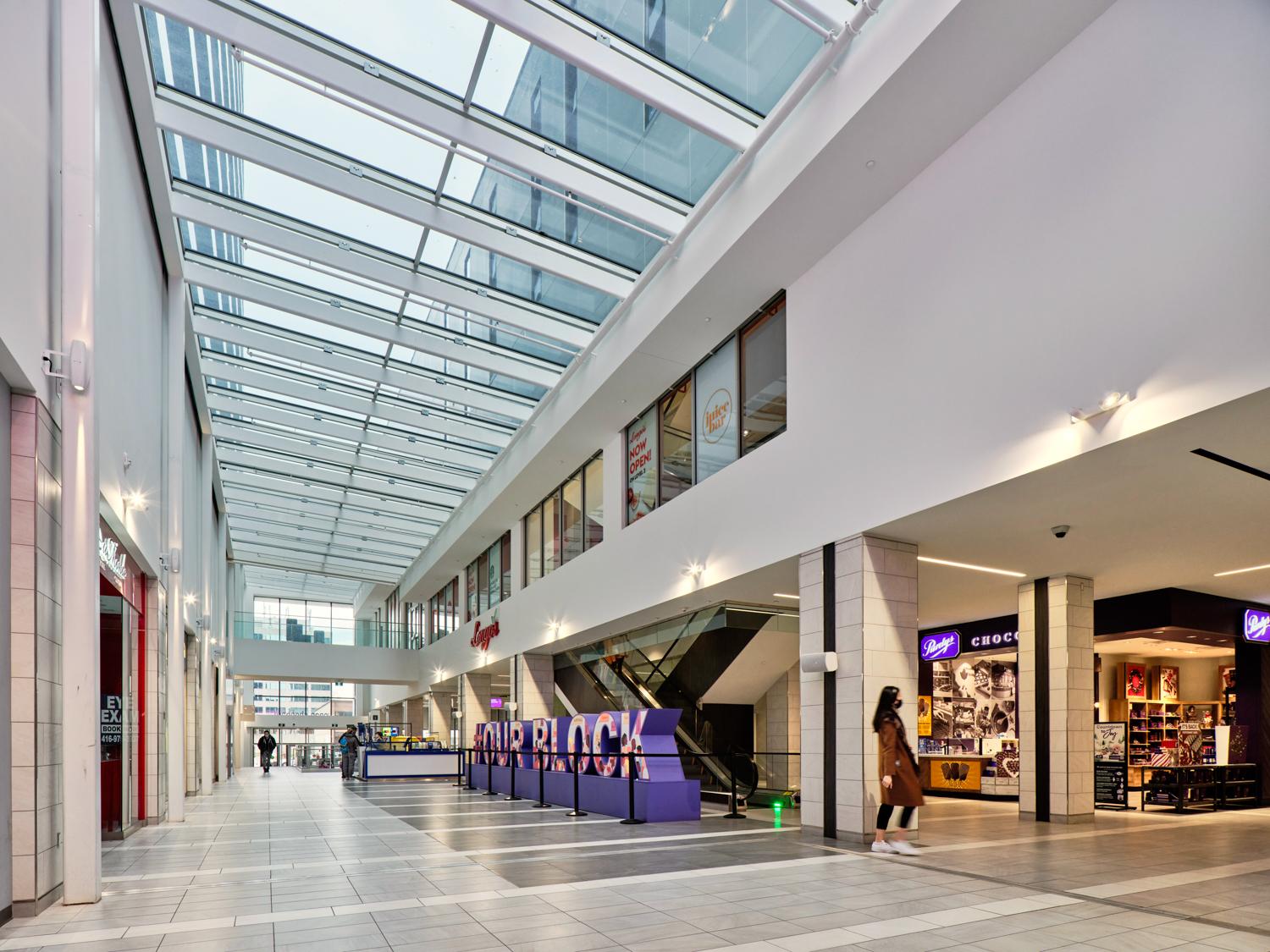 Yonge Sheppard Centre - image 4