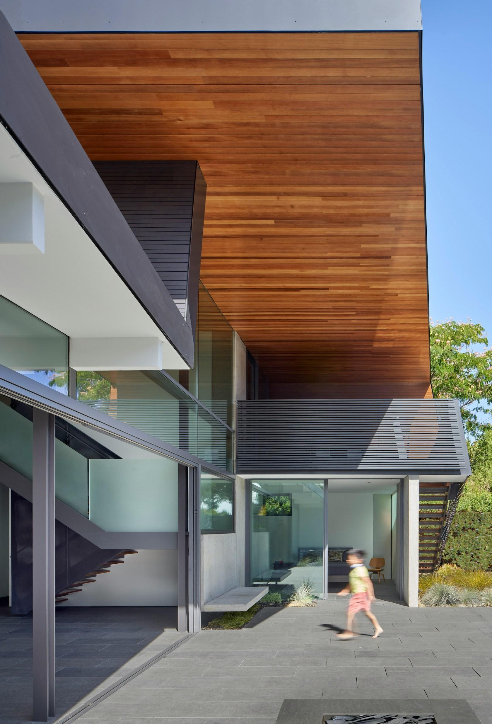 Edgewood House - image 5