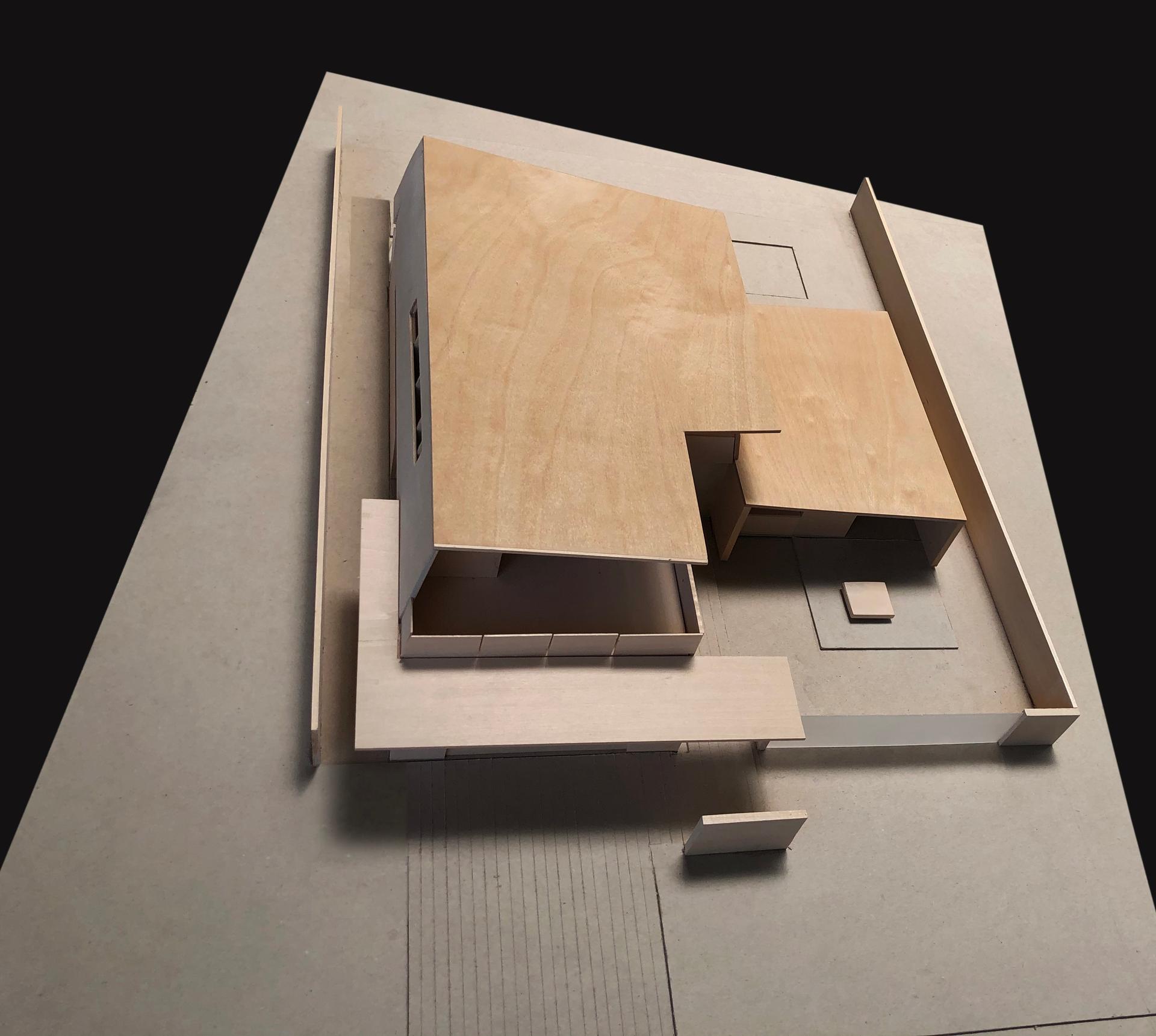 Edgewood House - image 22