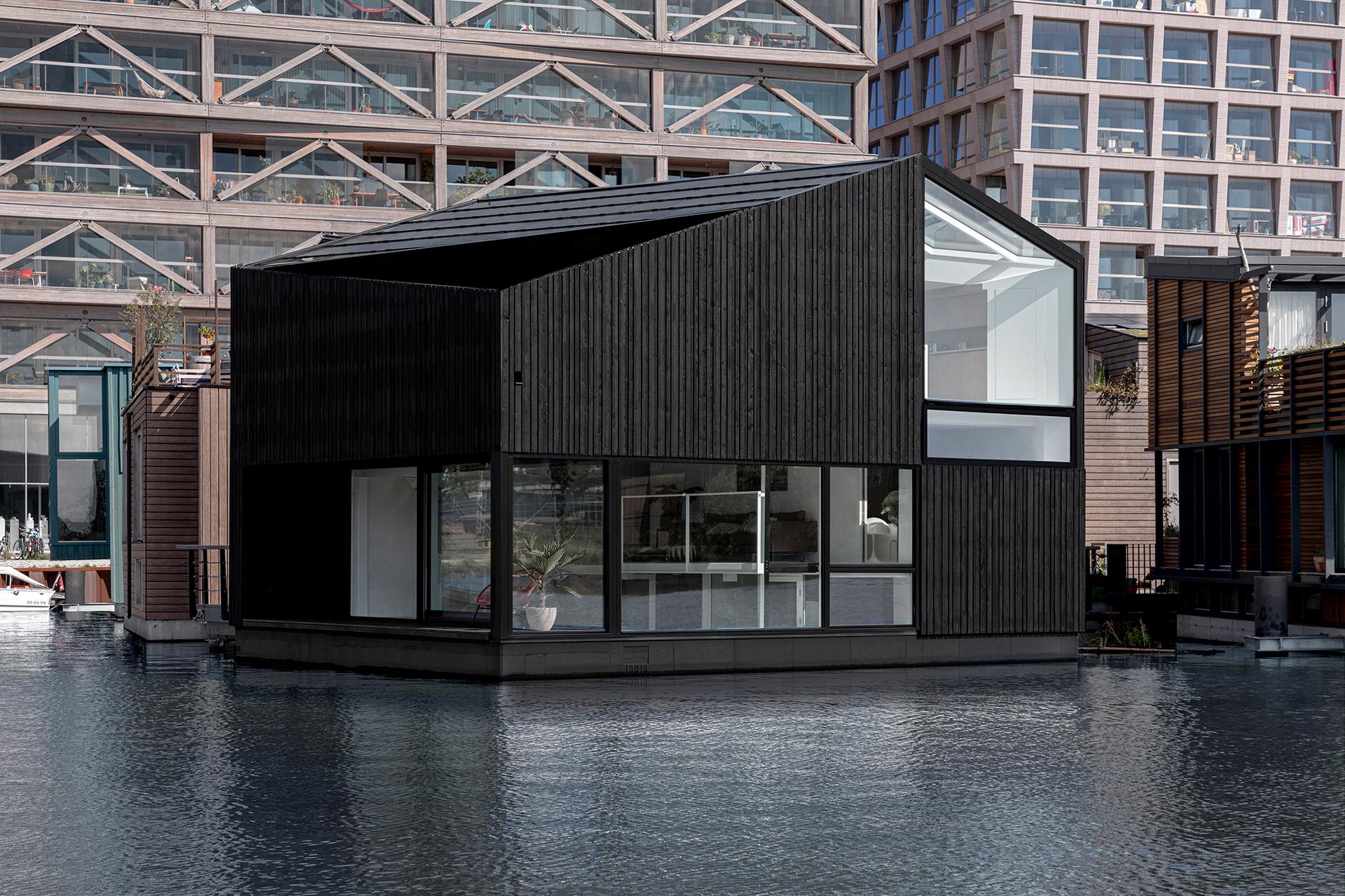 Floating Home - image 3