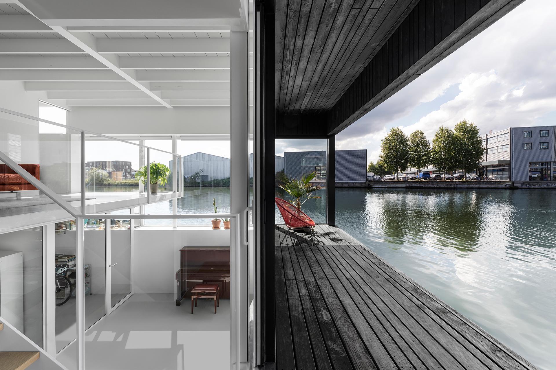 Floating Home - image 5