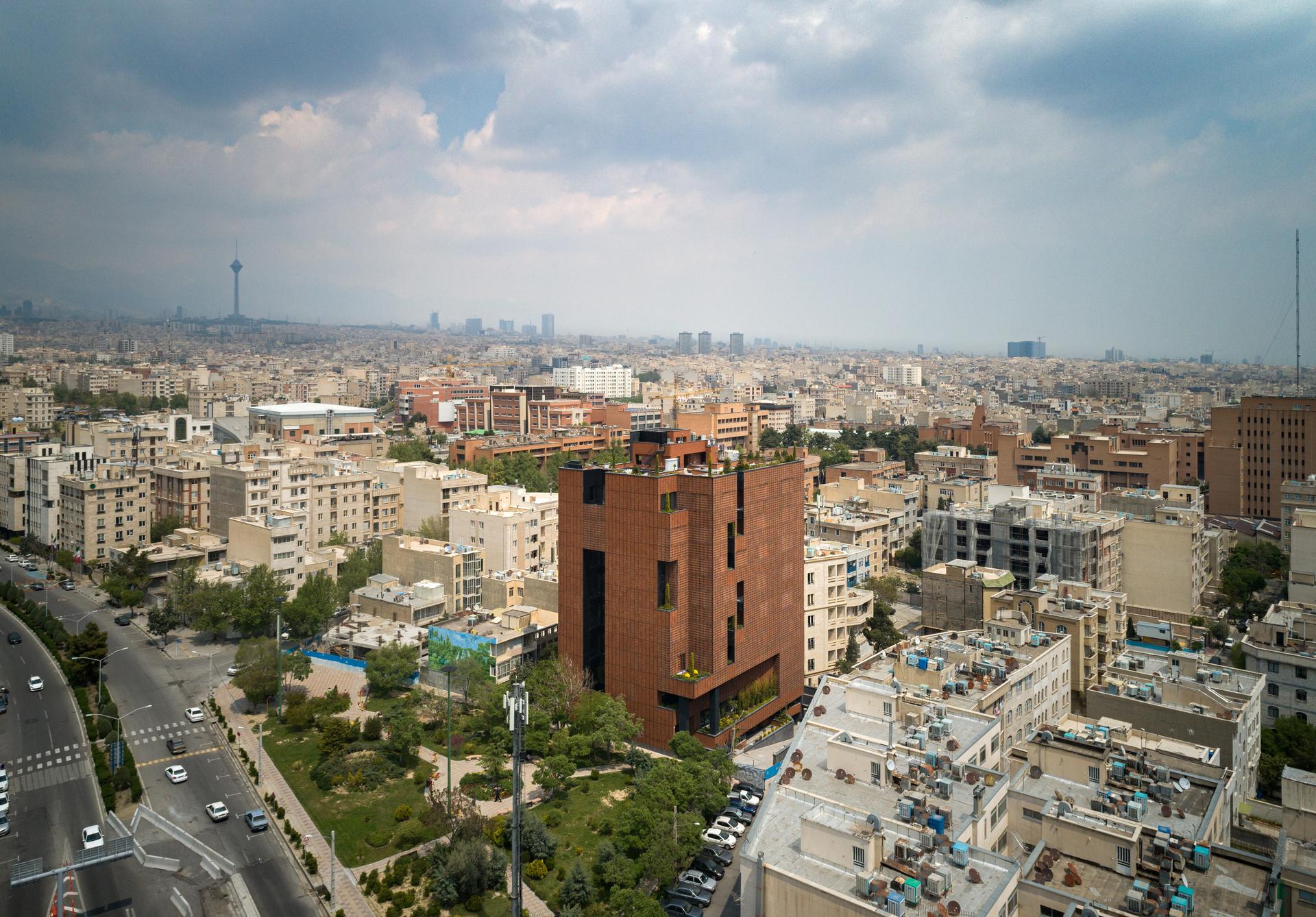 Sharif Office Building - image 2