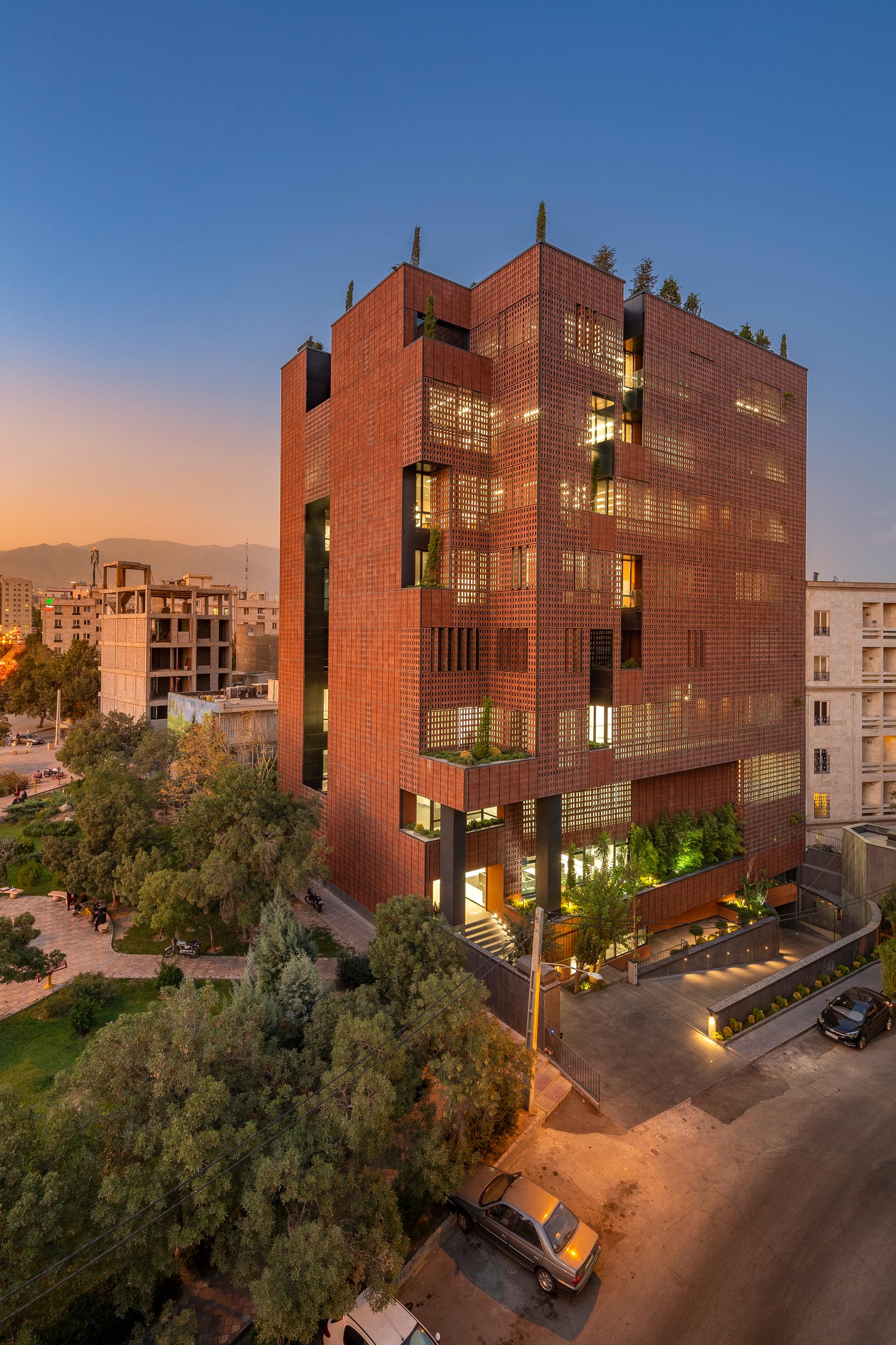 Sharif Office Building - image 4
