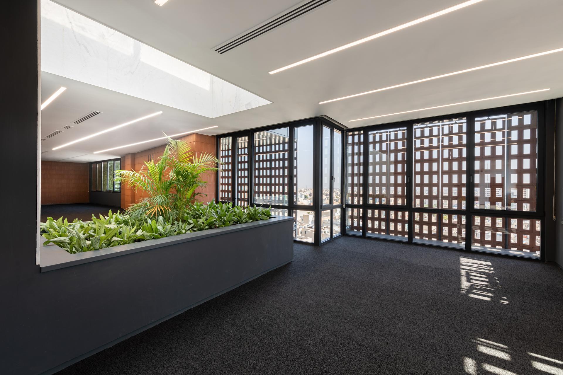 Sharif Office Building - image 14