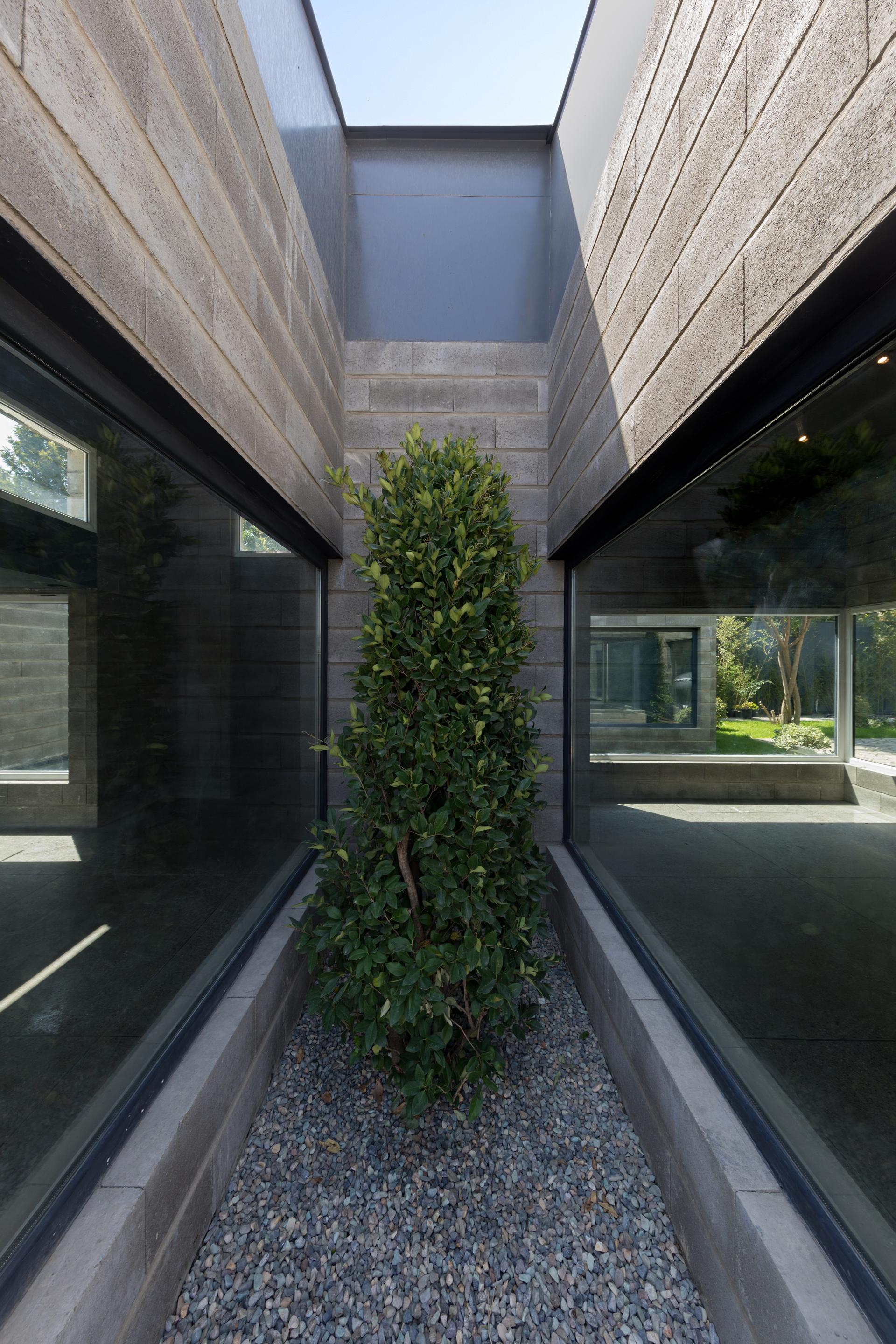 Aptus Factory Showroom - image 7