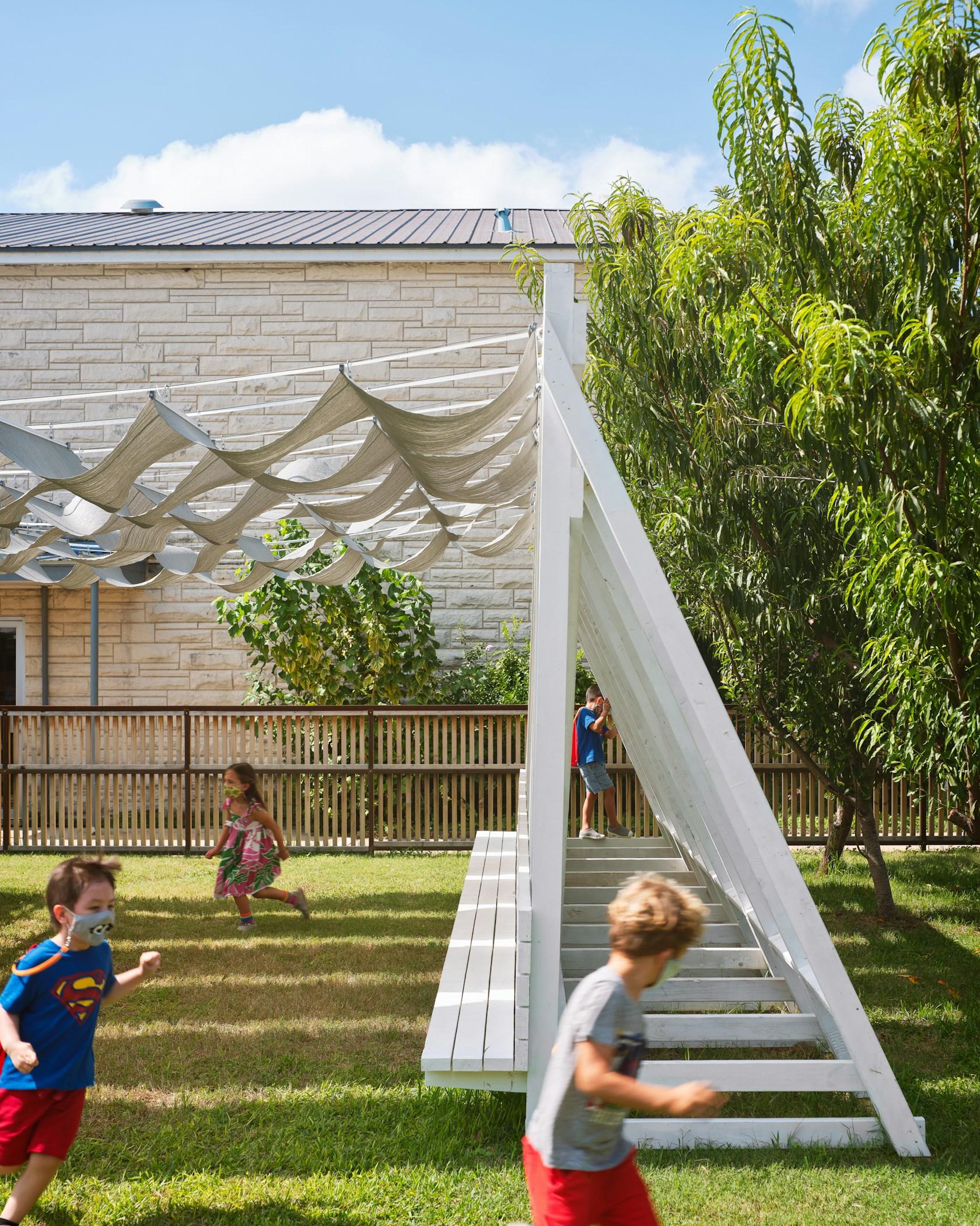 Temporary Tiger Covid Classroom - image 8