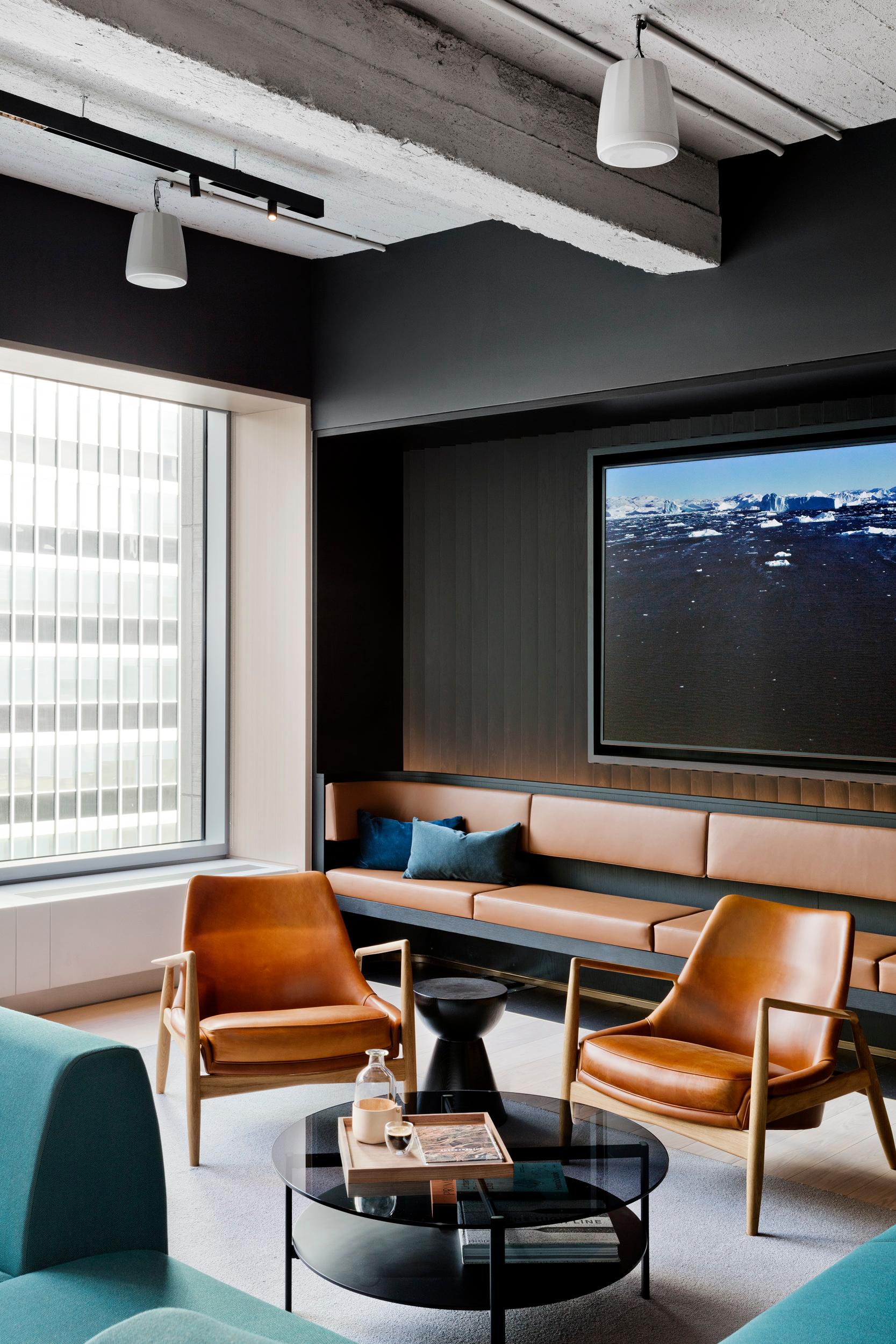 Rockefeller Group HQ - image 13