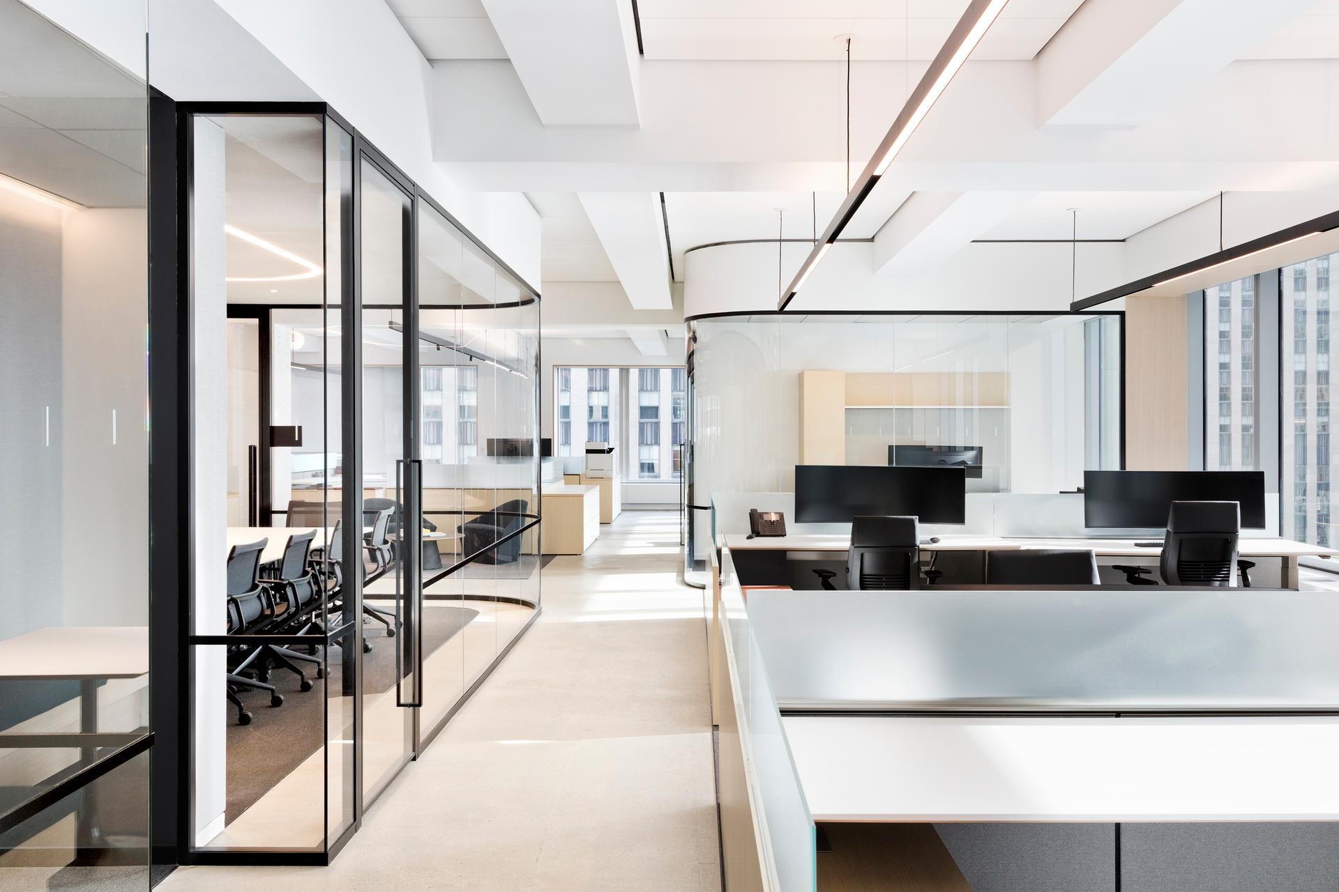 Rockefeller Group HQ - image 12