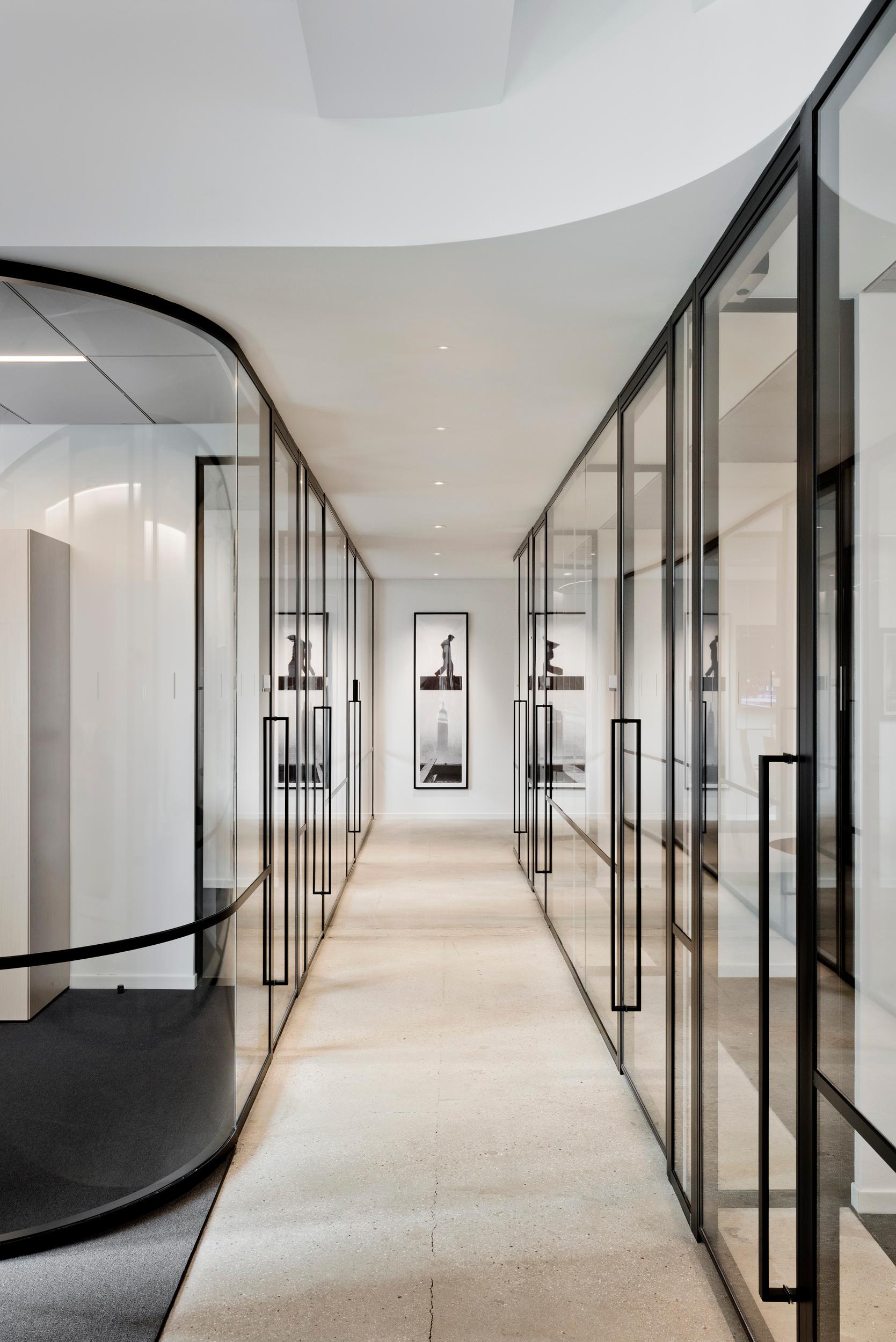 Rockefeller Group HQ - image 6