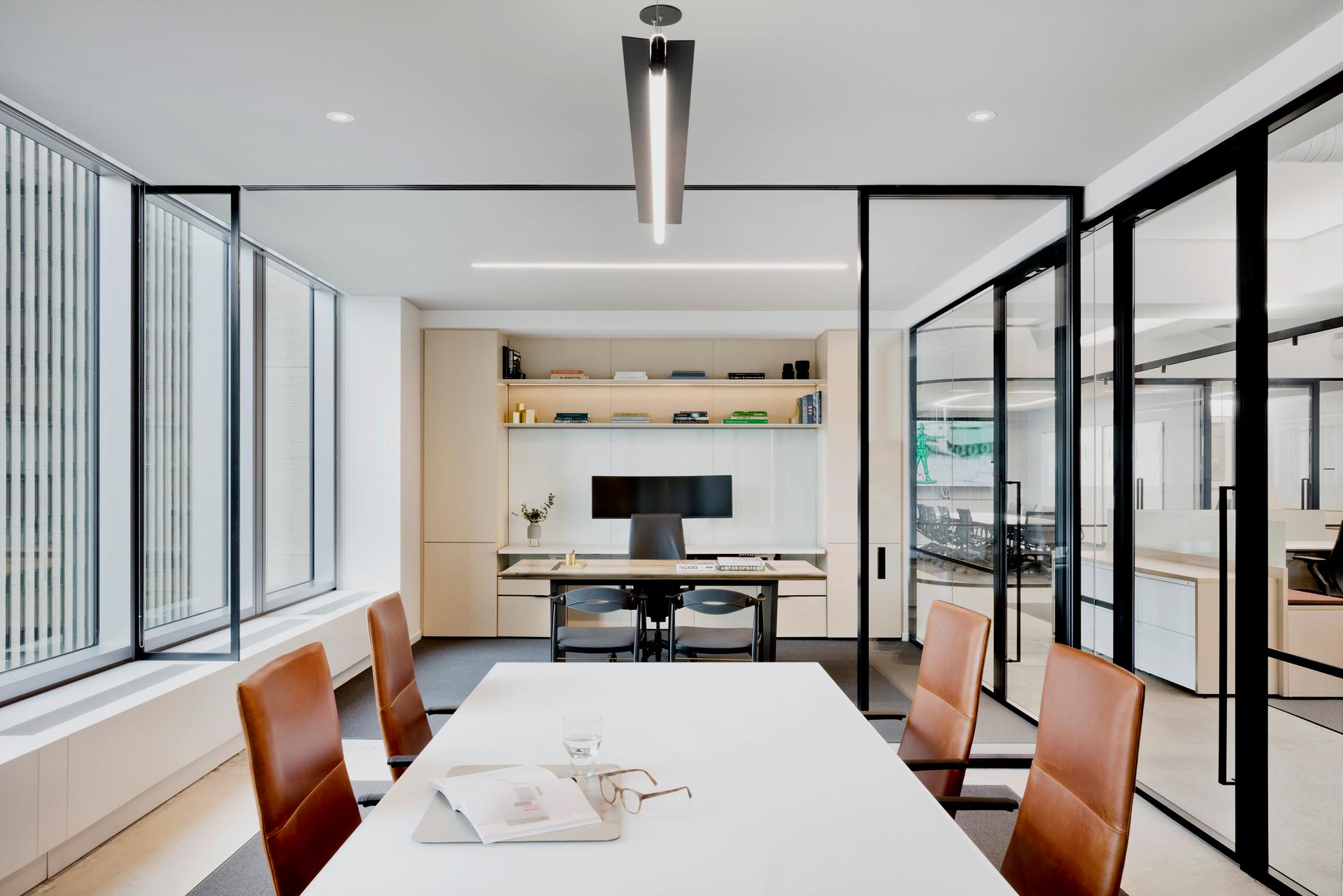 Rockefeller Group HQ - image 7