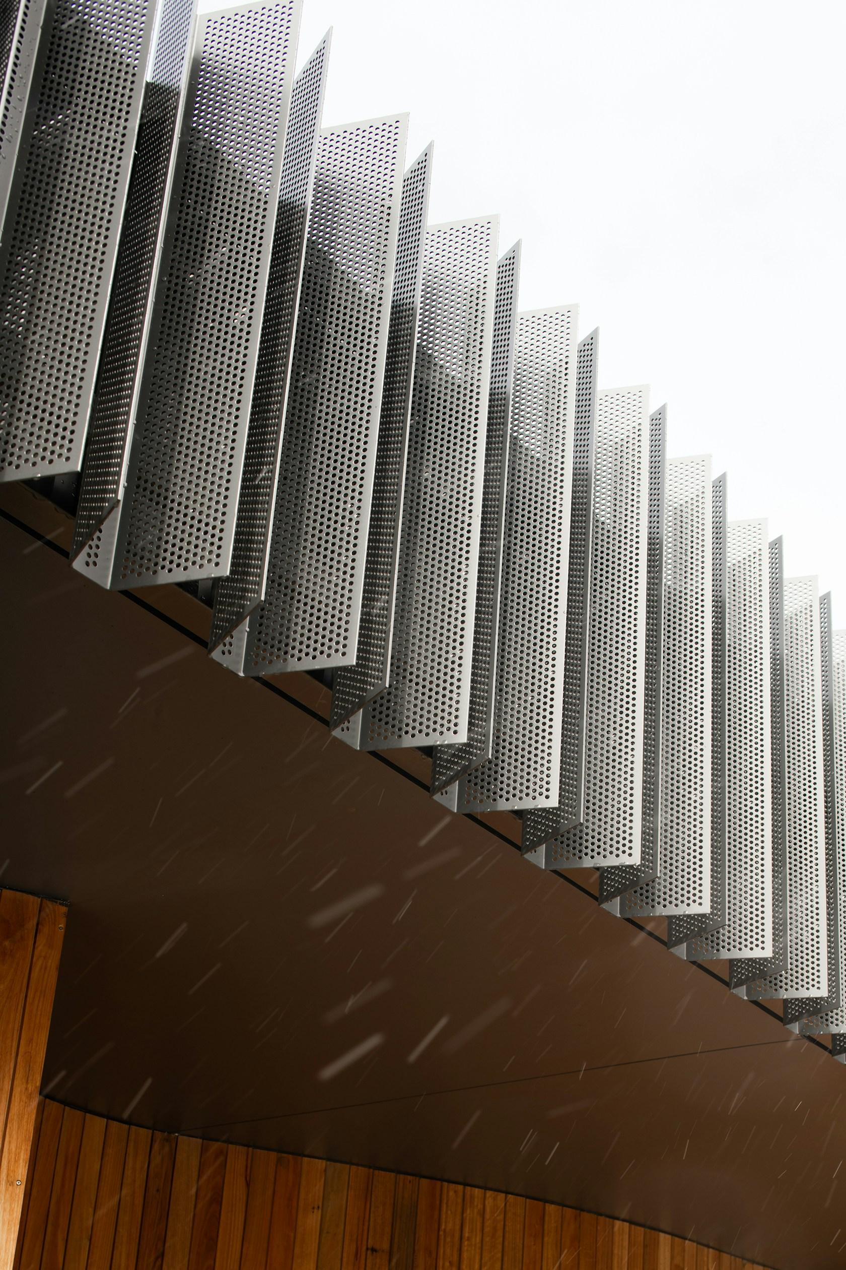 Cradle Mountain Visitor Centre - image 8