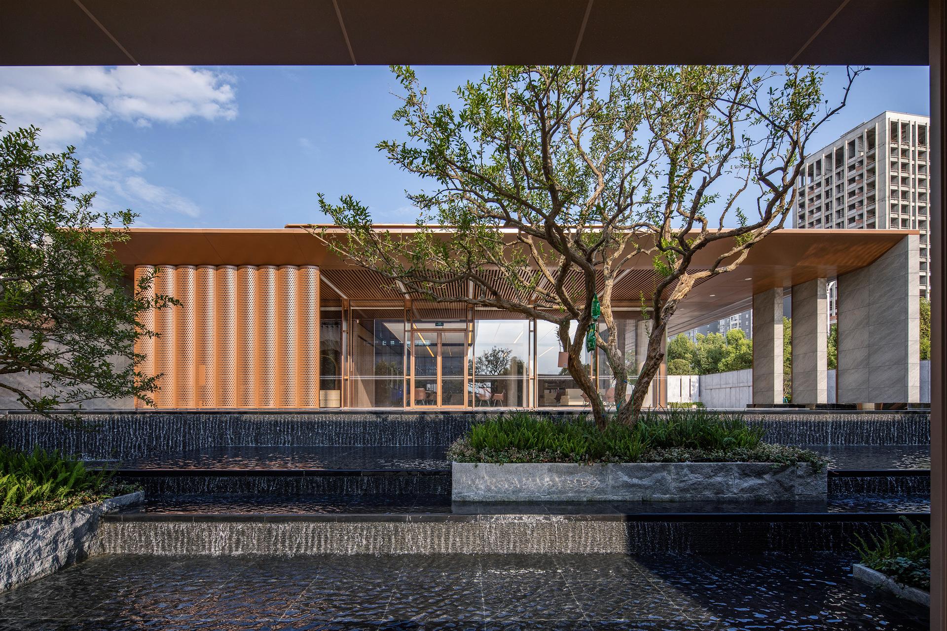 Park Era Sales Center - image 3