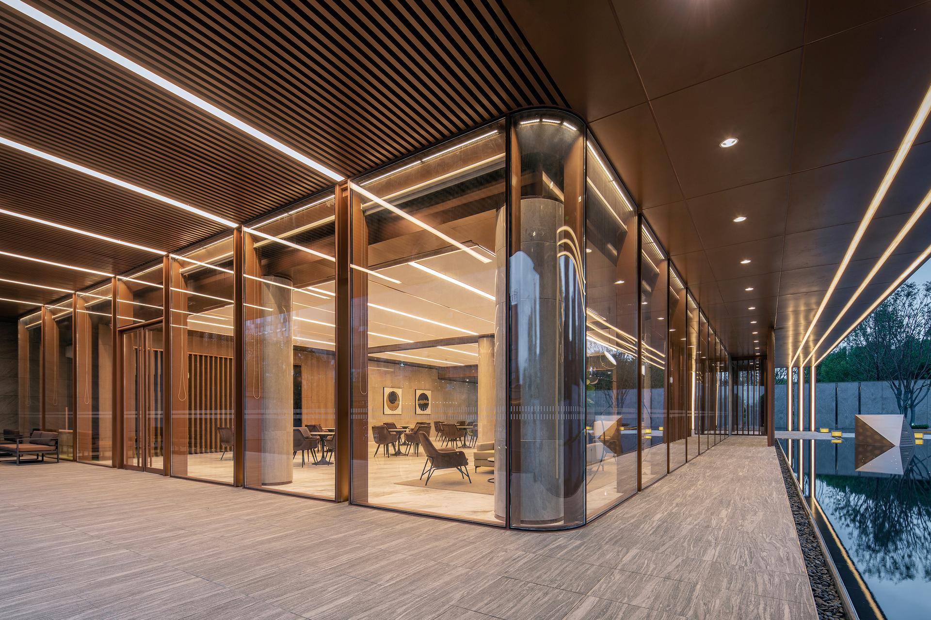 Park Era Sales Center - image 13