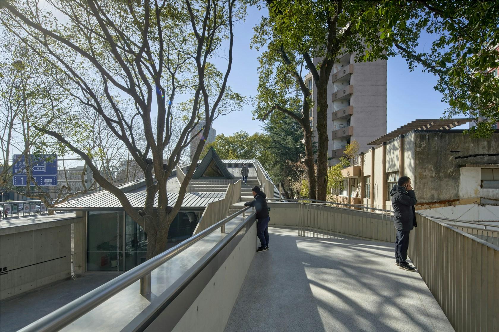 City Lounge of Zhongshan Road, Jiaxing - image 8