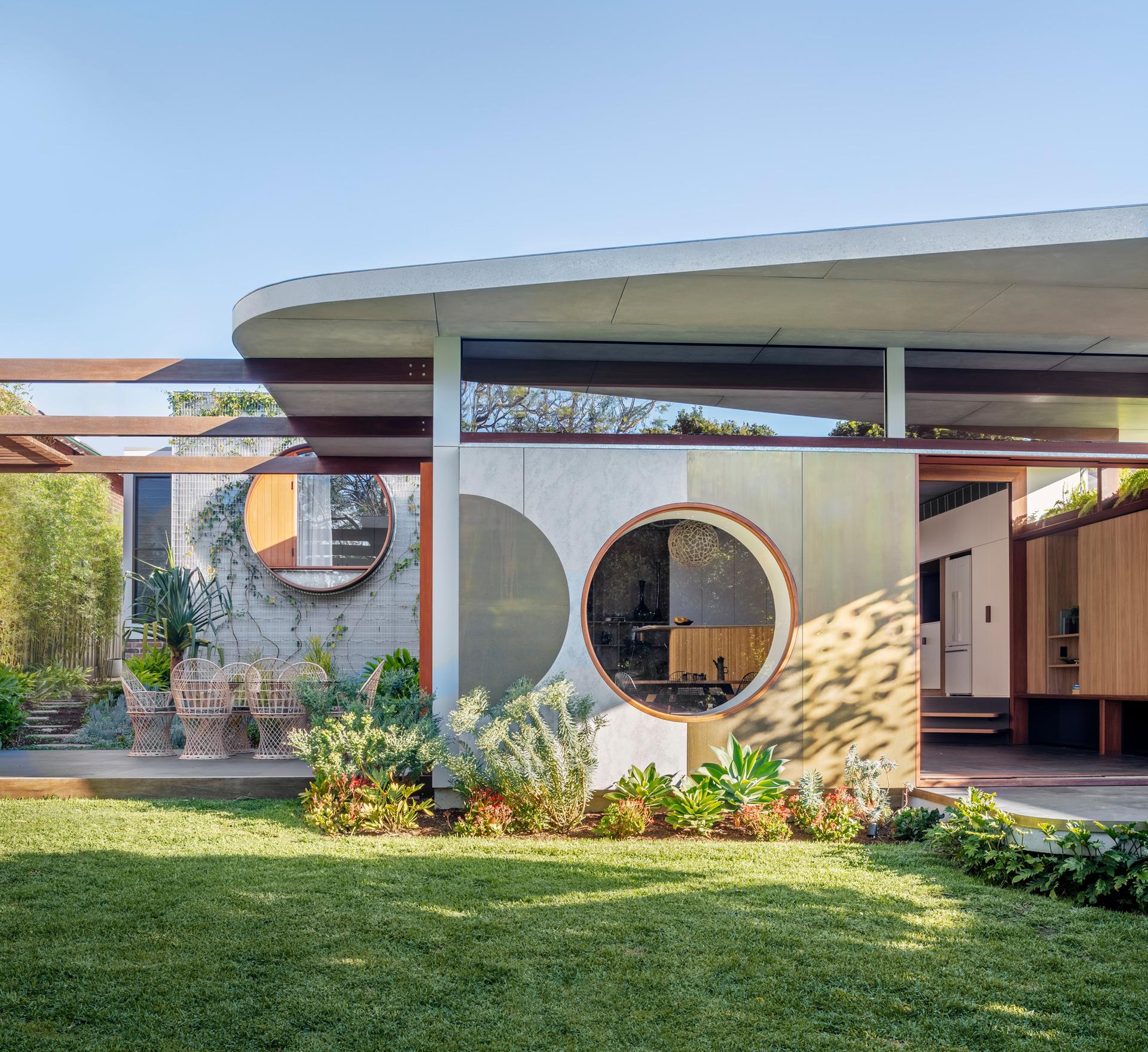 Totoro House - image 2