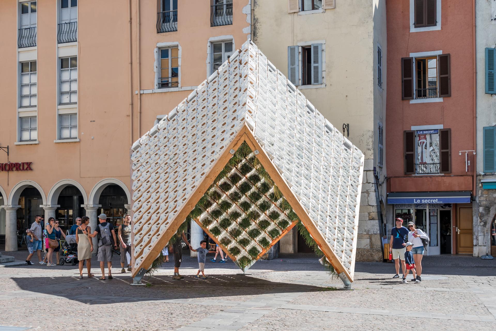 Living Pavilion - image 4