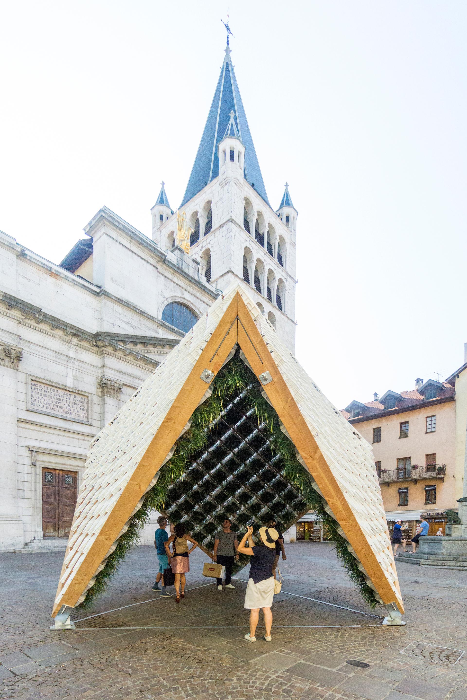 Living Pavilion - image 12