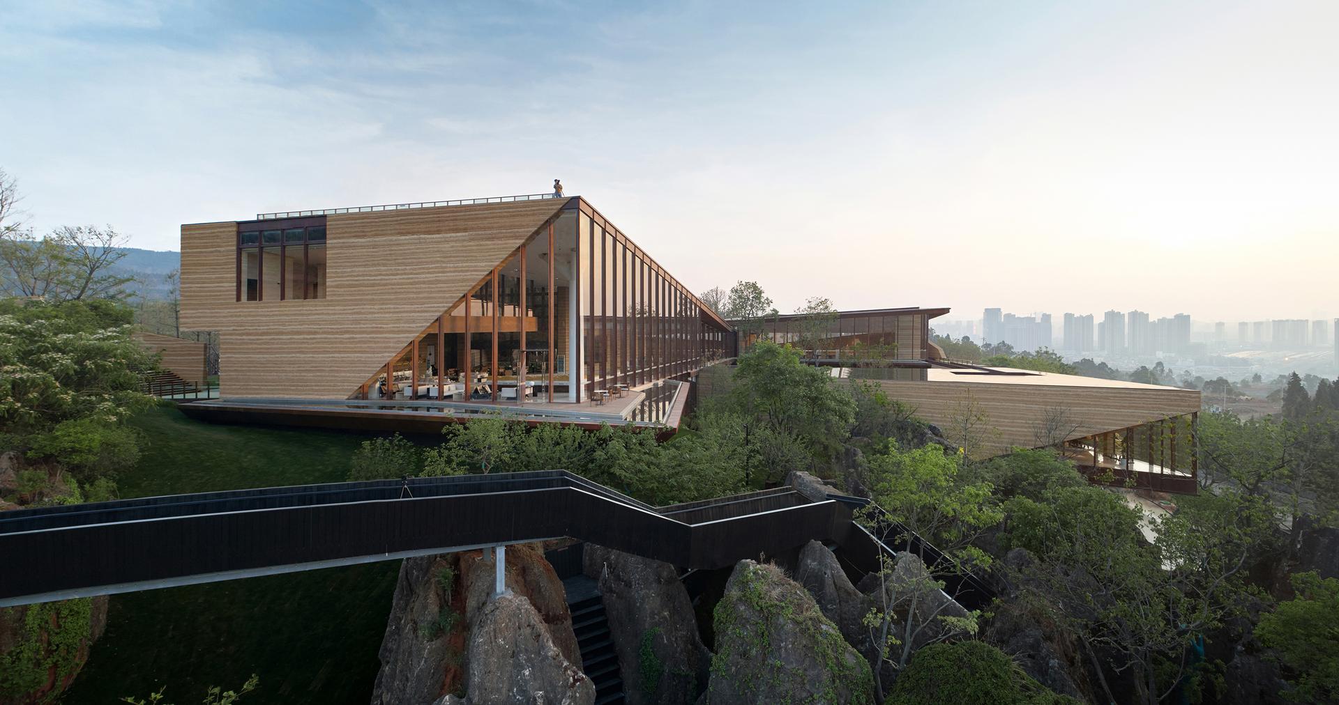 Mountain & Sea Art Museum - image 2