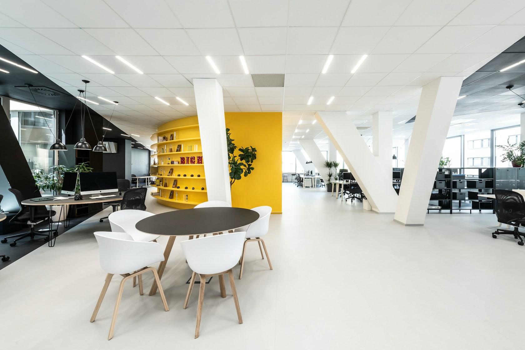 DDB Prague Office - image 5