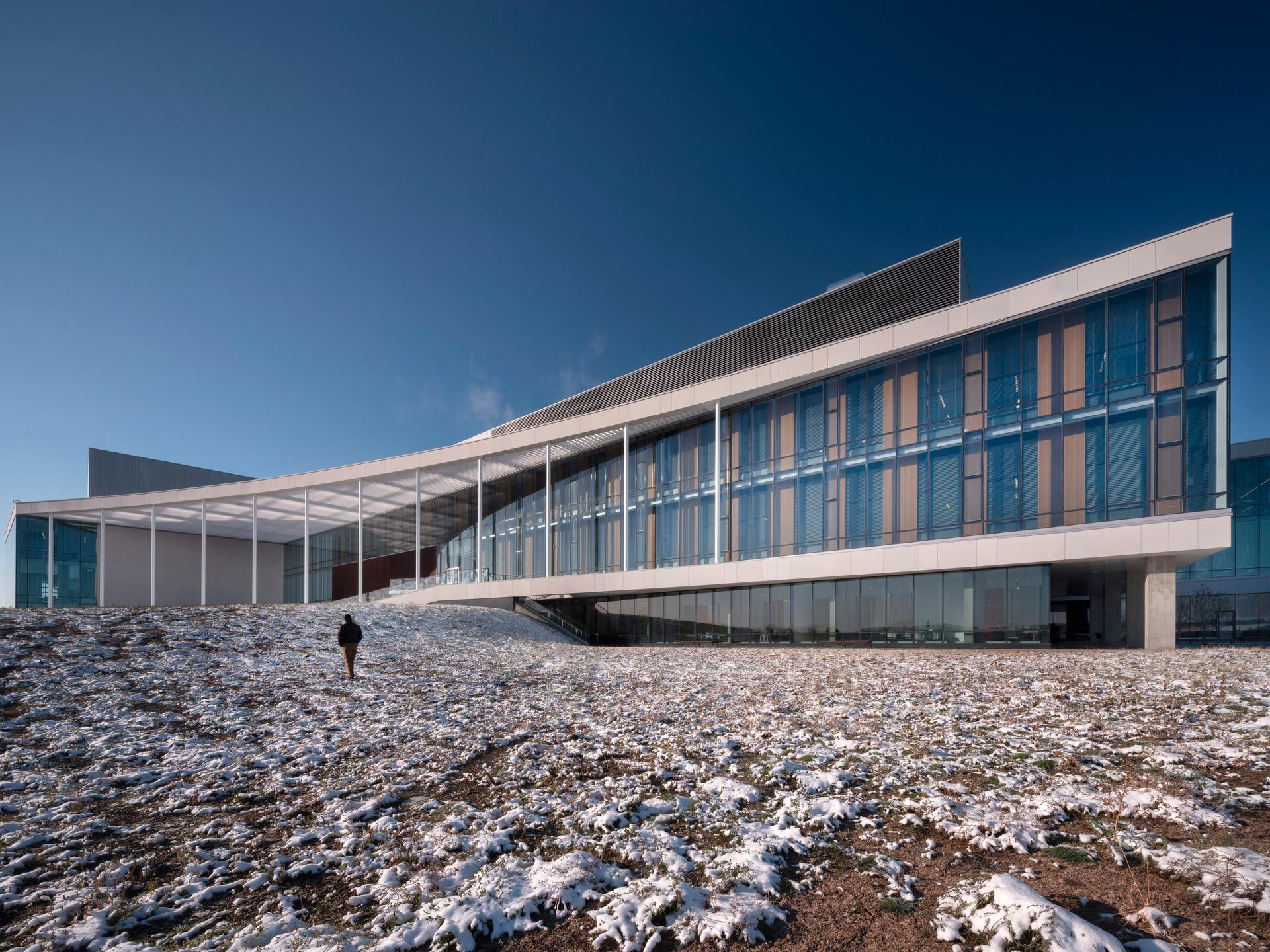 Isttaniokaksini/Science Commons - University of Lethbridge