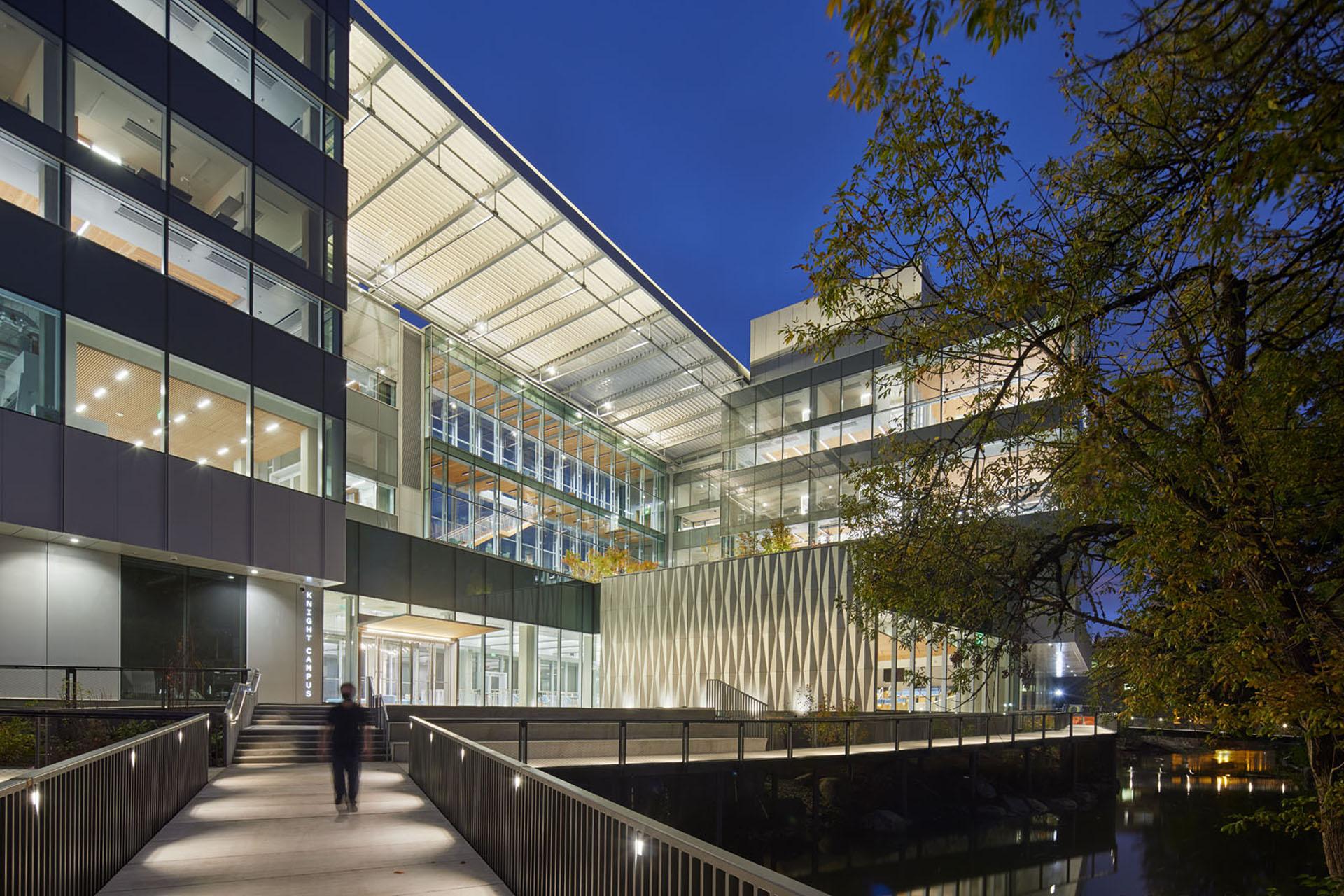 Phil and Penny Knight Campus for Accelerating Scientific Impact at University of Oregon - image 2