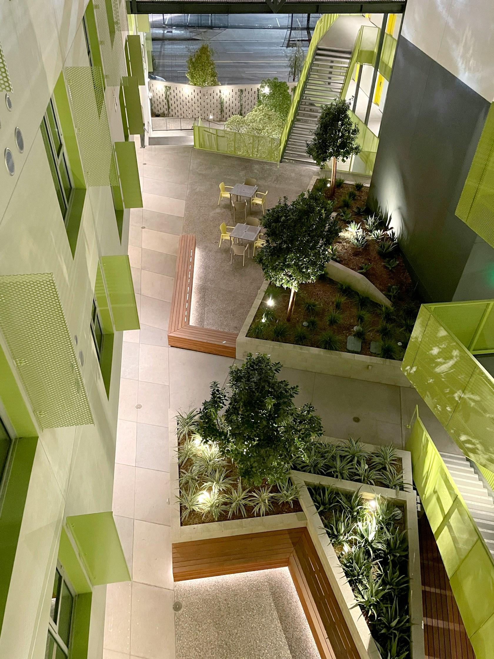 Flor 401 Lofts - image 10