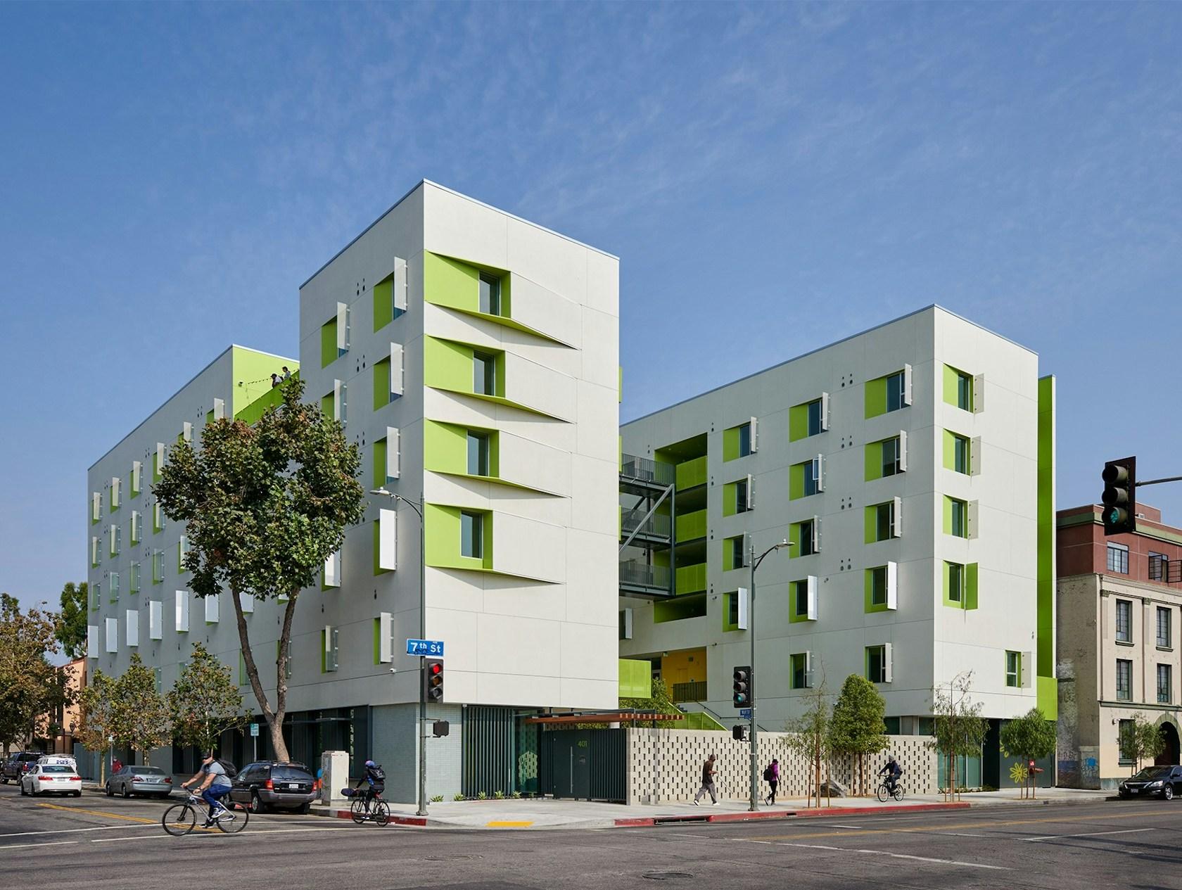 Flor 401 Lofts - image 11