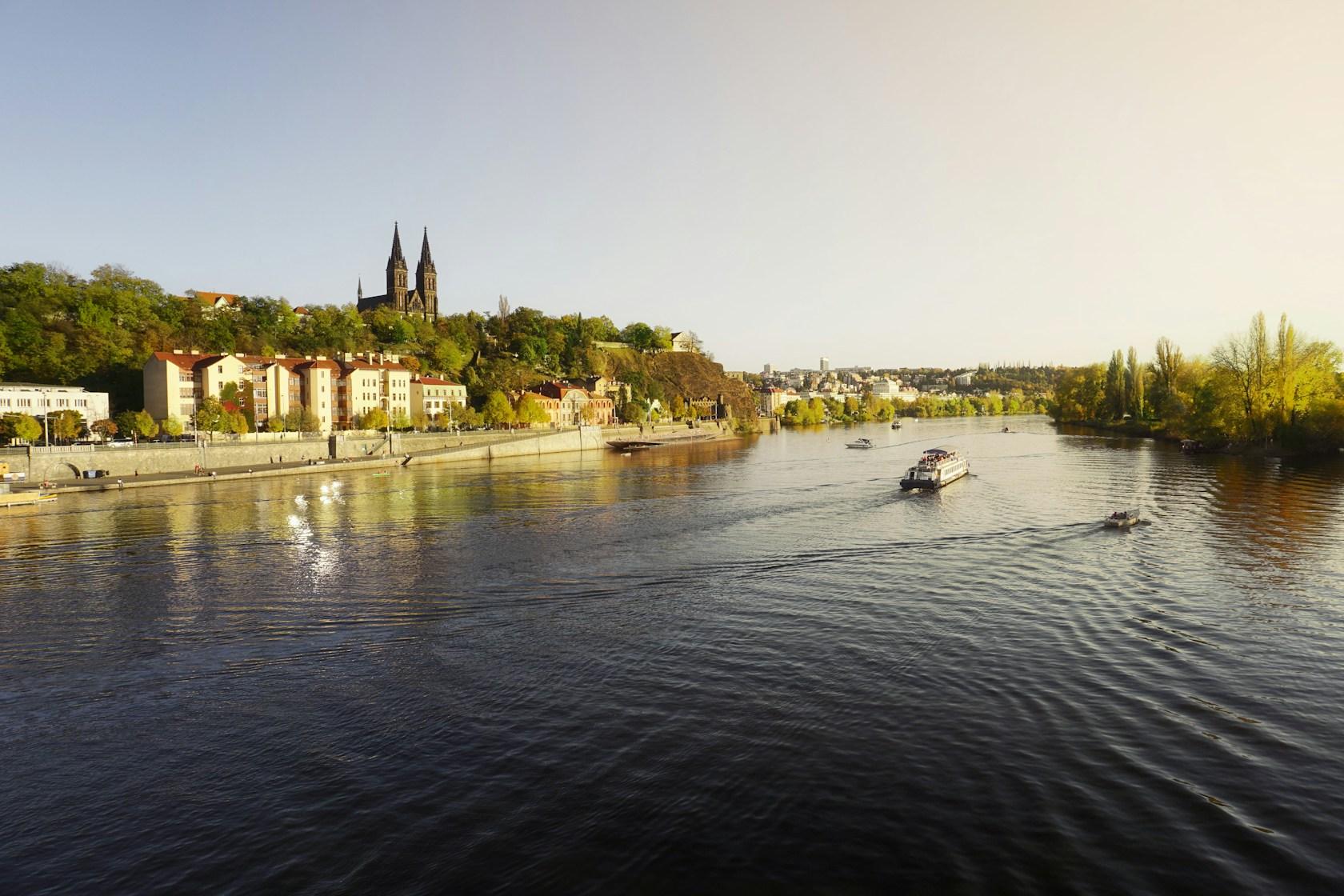 Floating pool for Prague - image 3