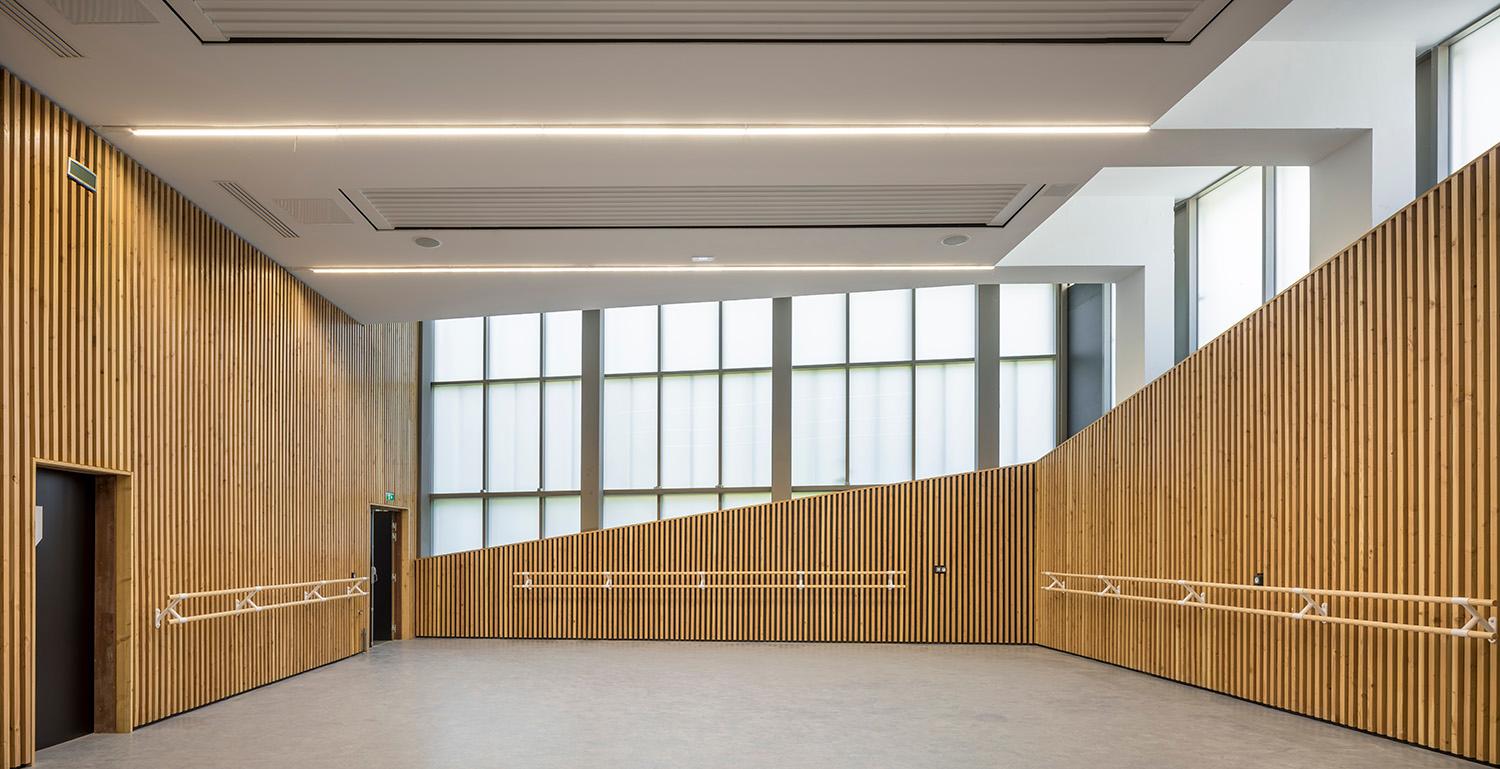 Poissonniers Sports Hall - image 10