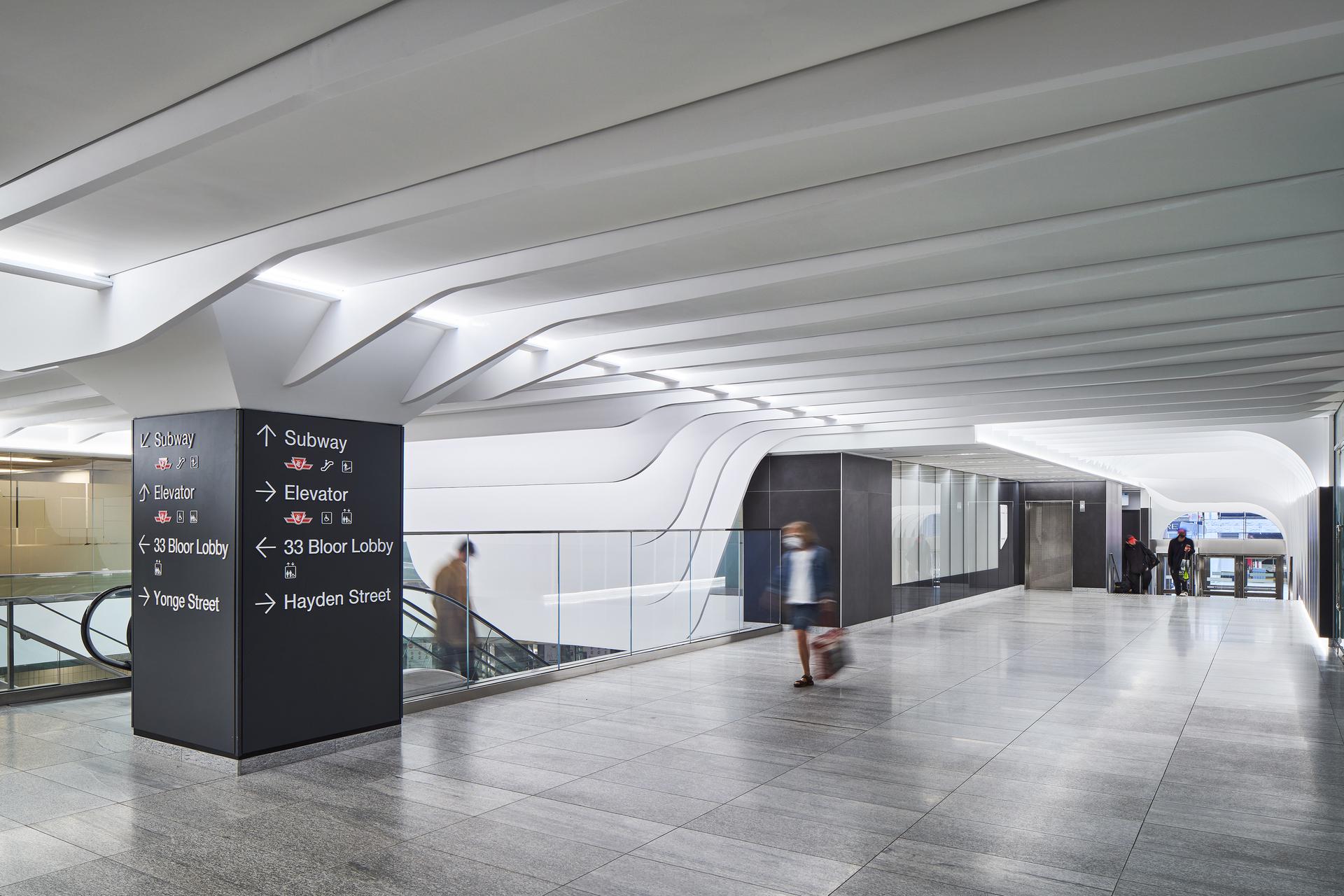 33 Bloor East - image 7