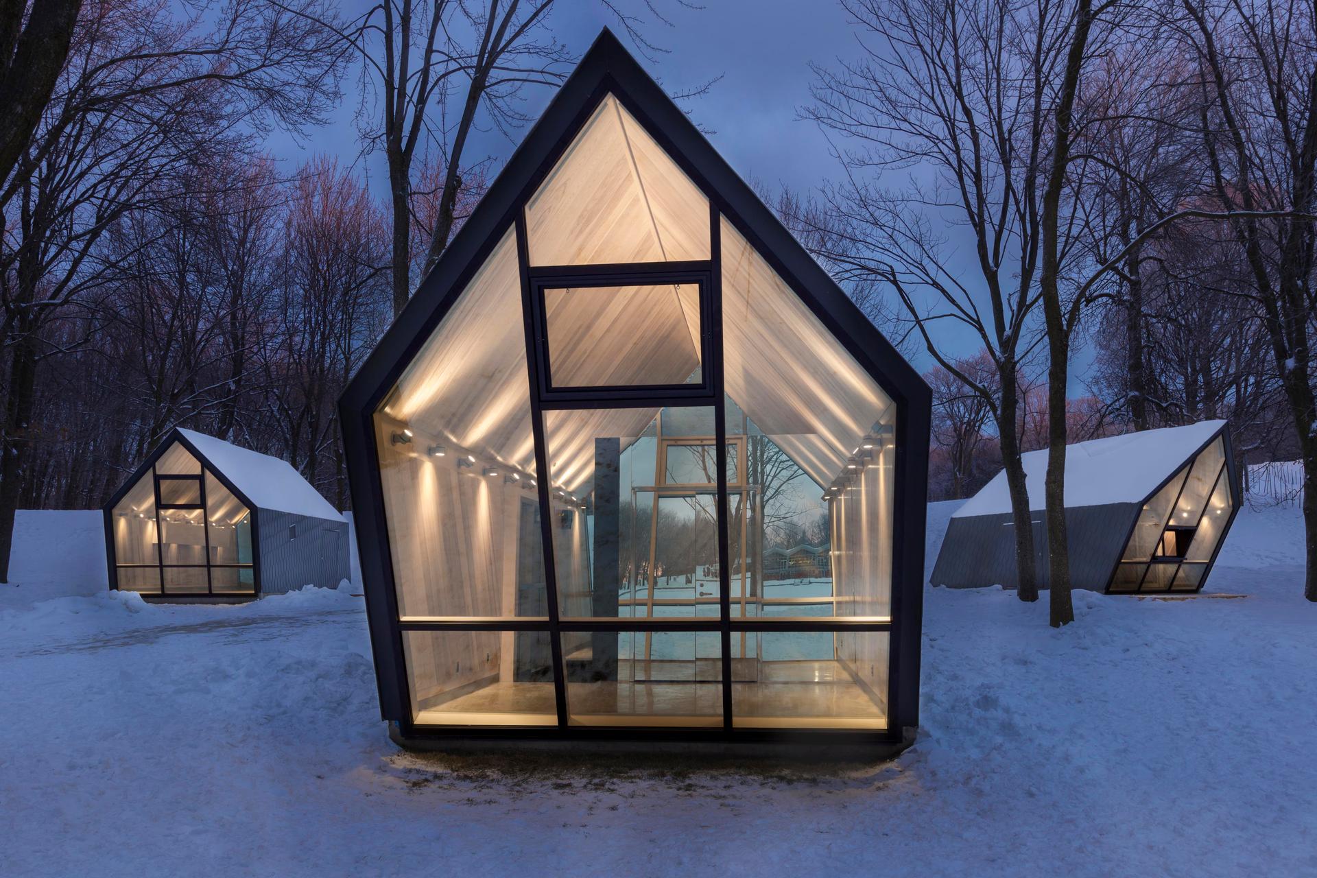 Beaver Lake Kiosks, Montreal - image 3