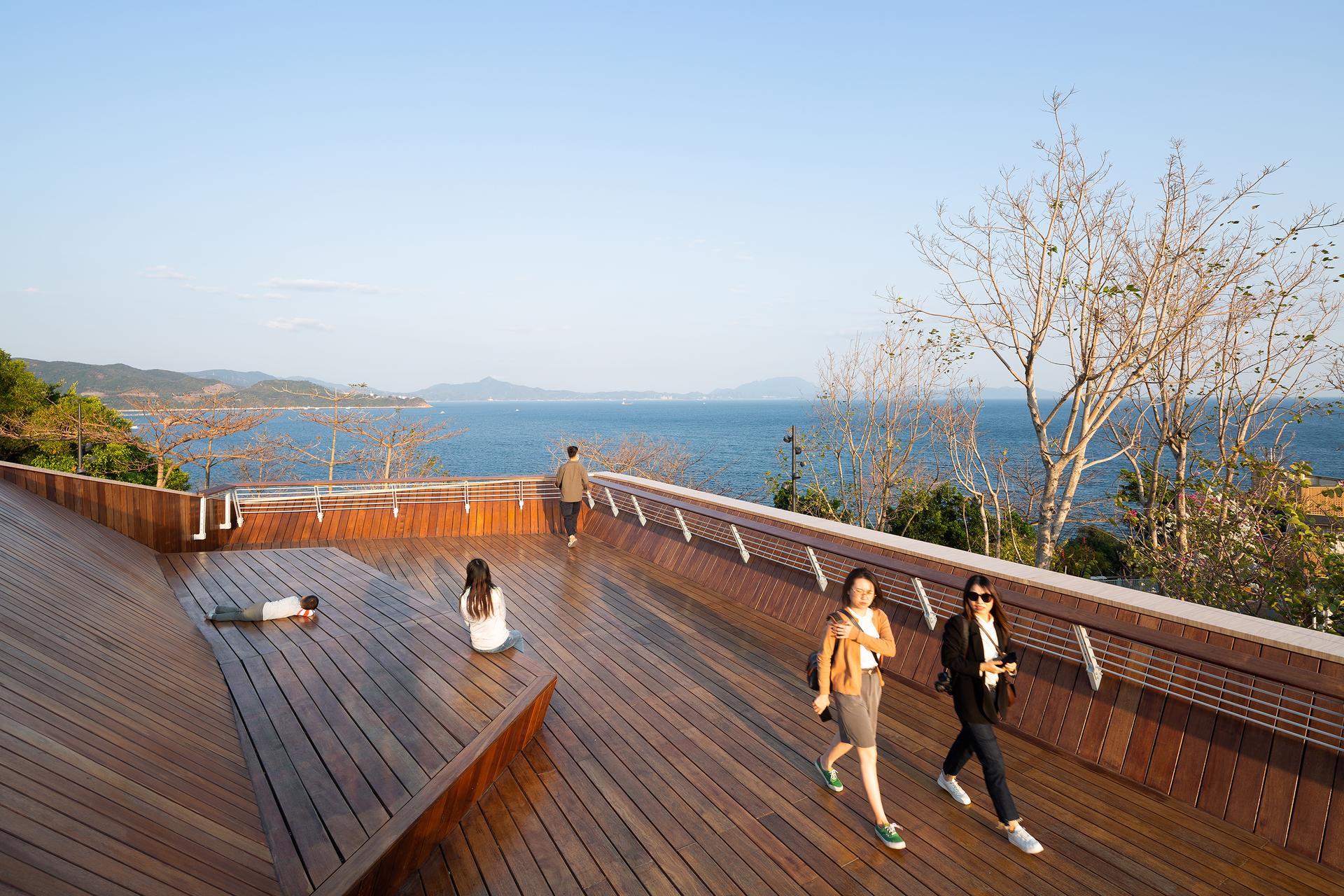 Yantian 19.5km Waterfront Boardwalk - image 13