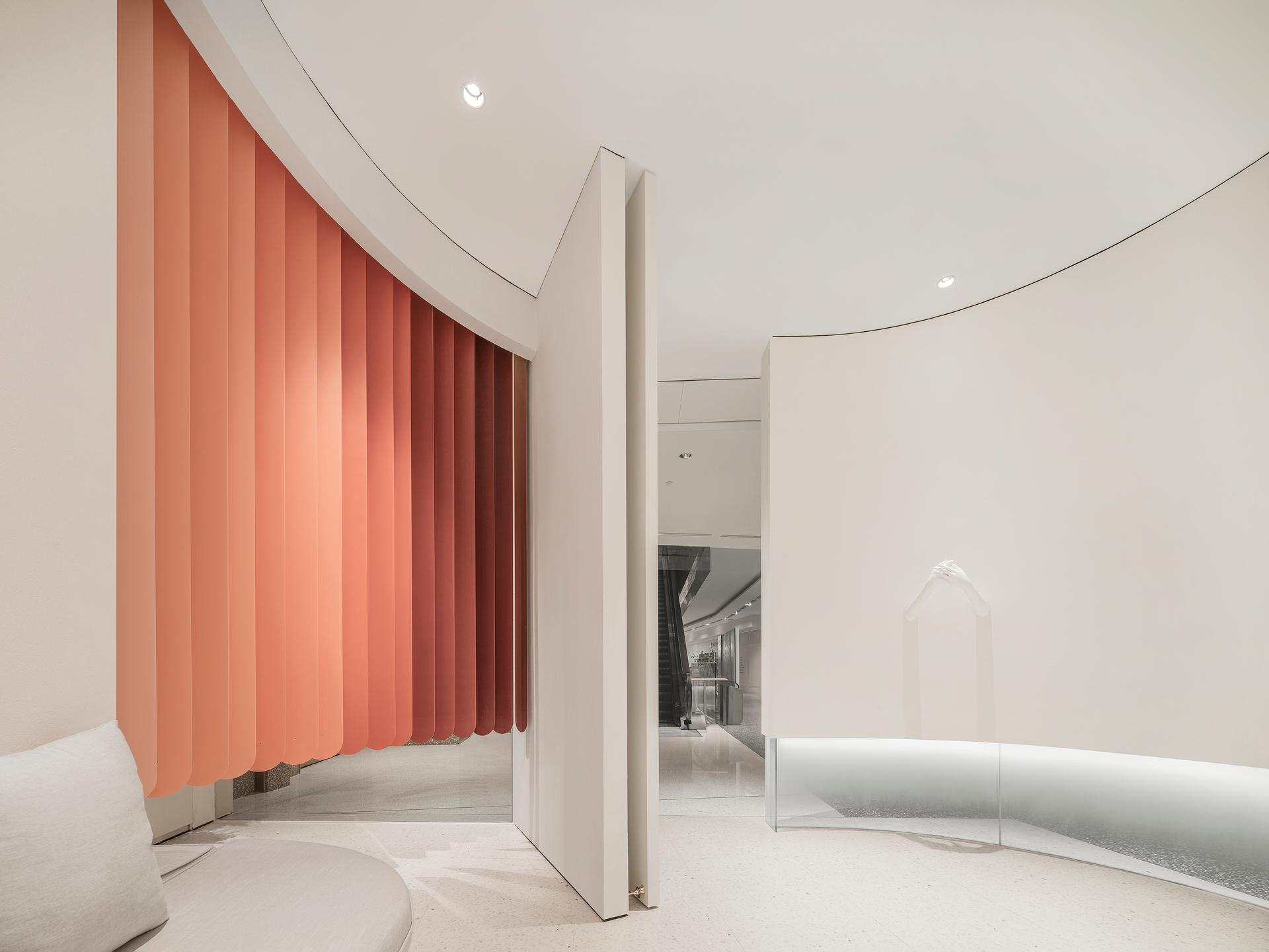 HAIYI NAIL, The Mixc World Shenzhen - image 7