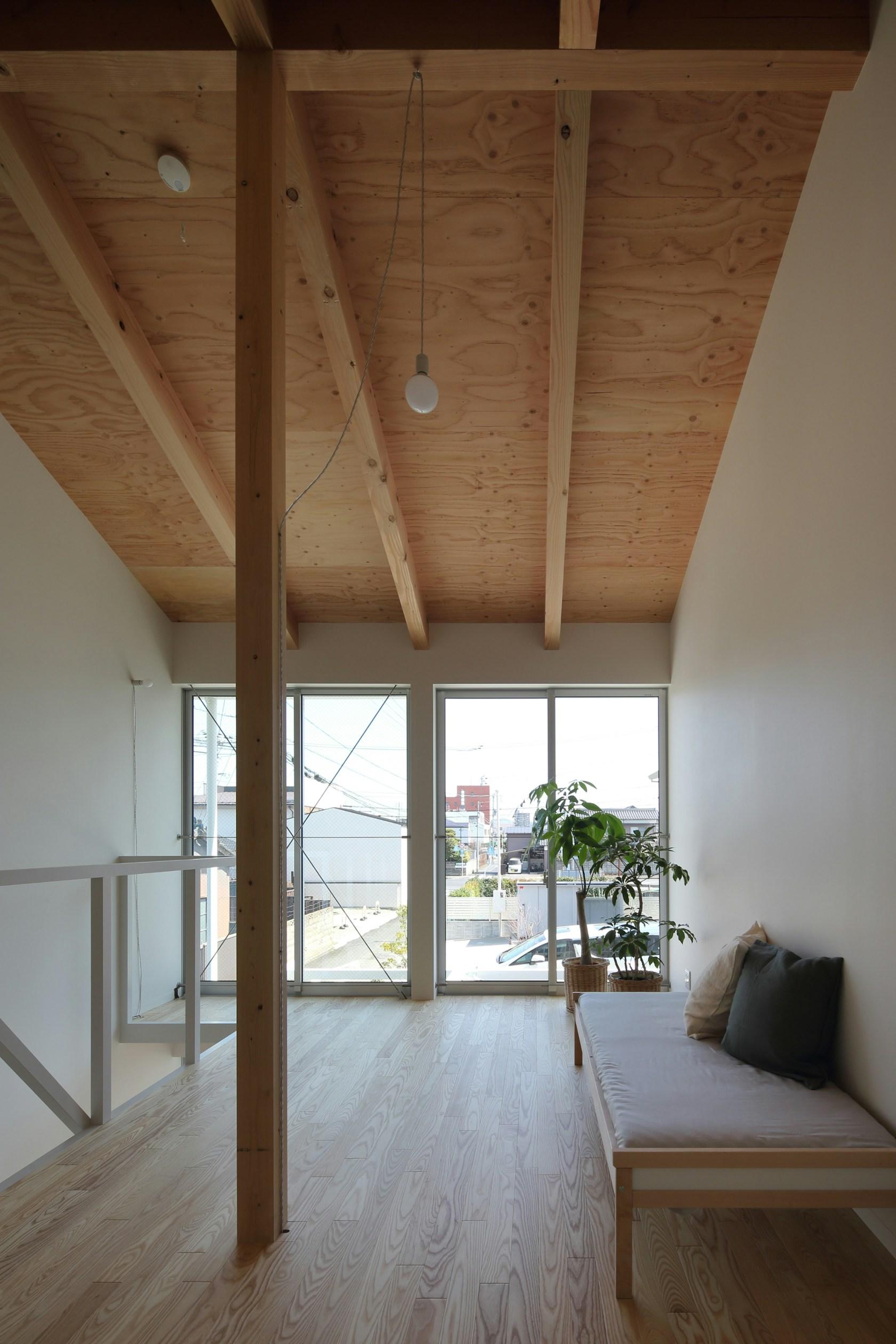 Terraced house in Shinsaikamachi - image 11