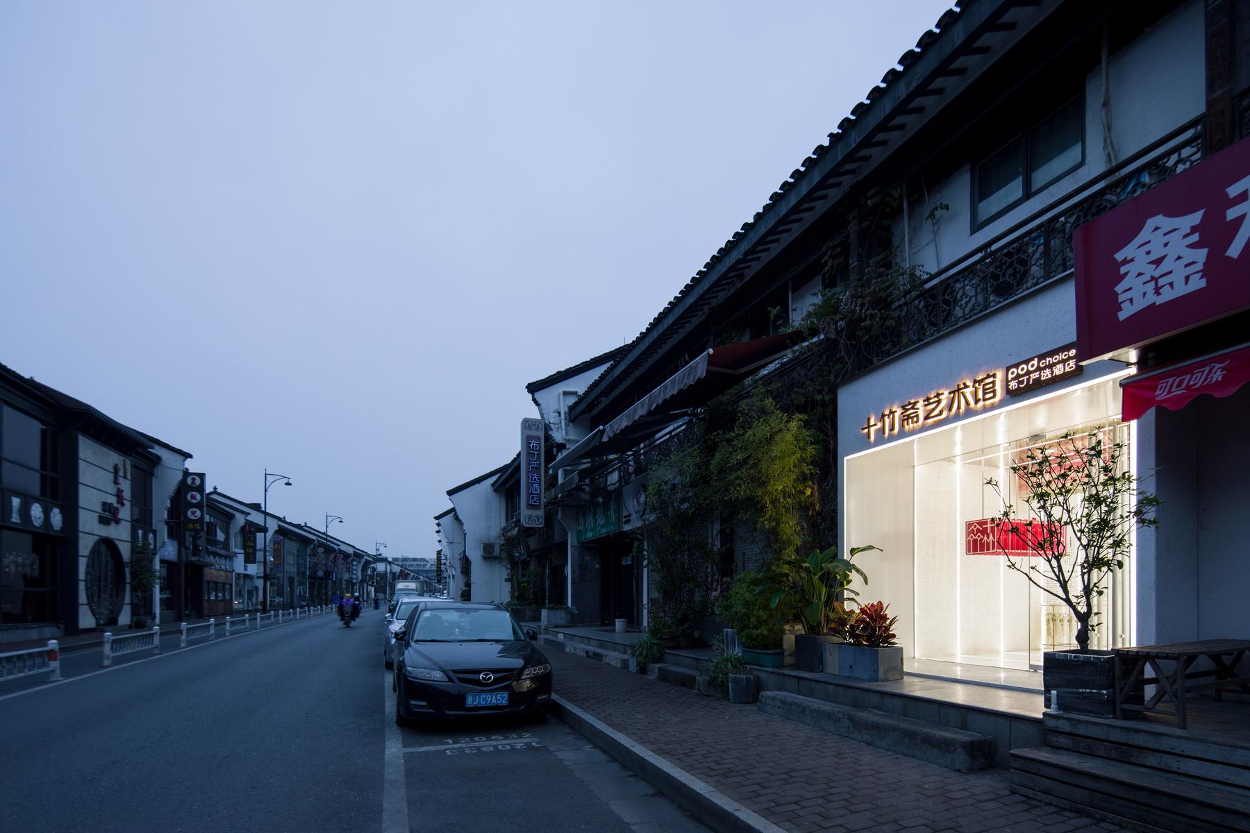 Ten Bamboo Studio Art Gallery - image 10