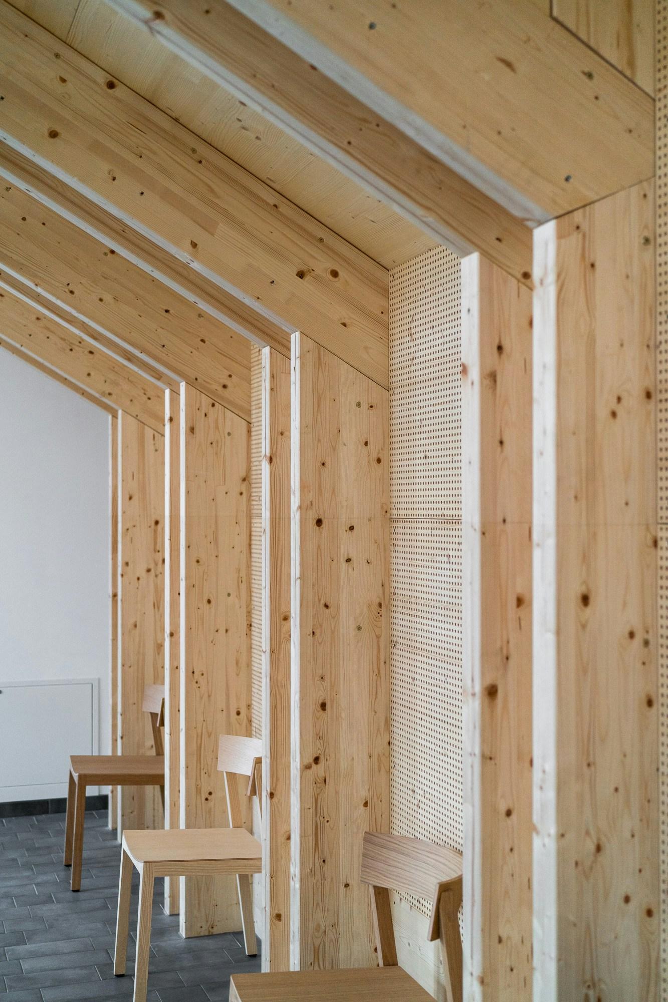 Community Center Grossweikersdorf - image 21