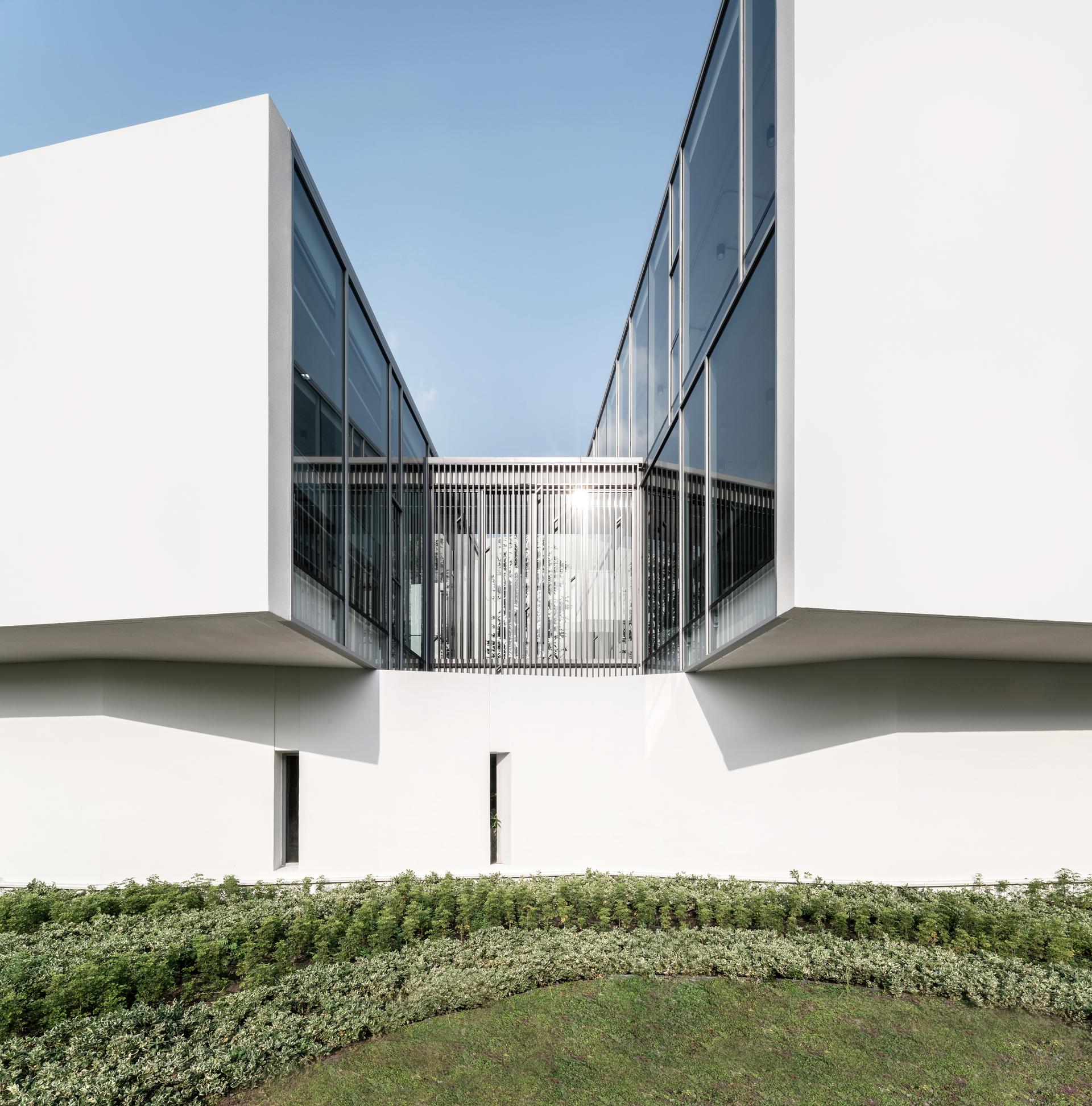 MDC Headquarters - image 14
