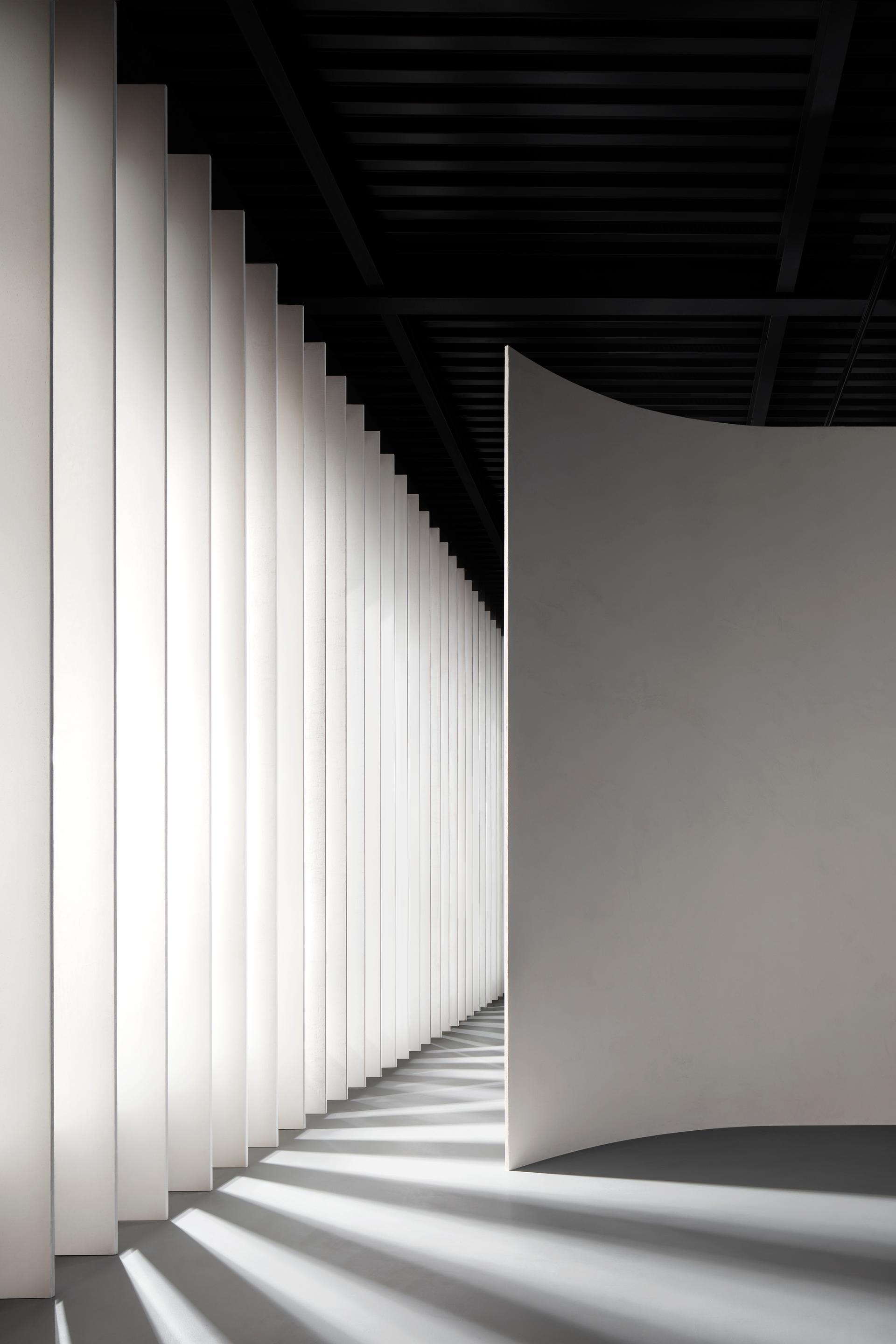 MDF Italia new showroom - image 3