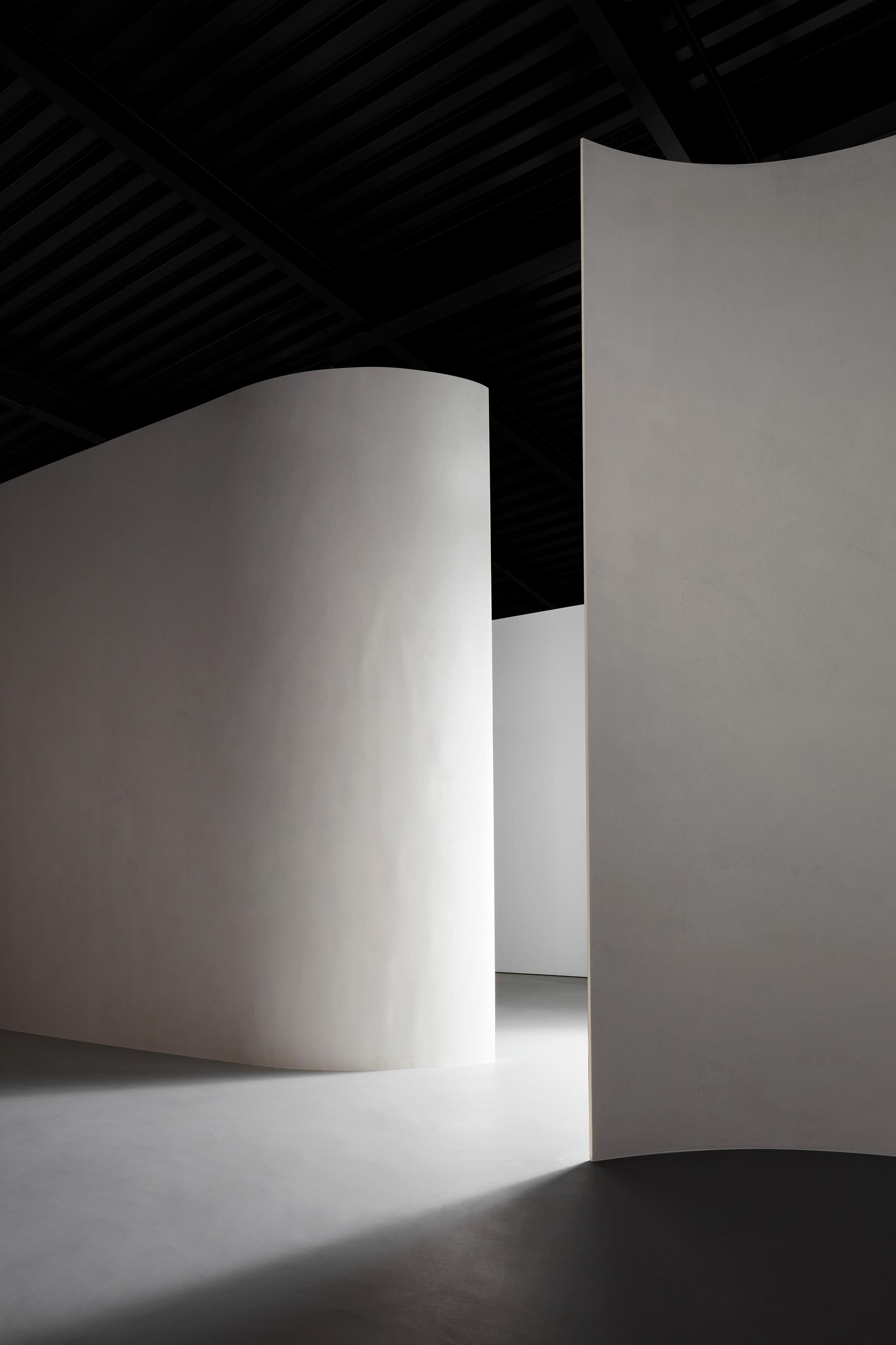 MDF Italia new showroom - image 7
