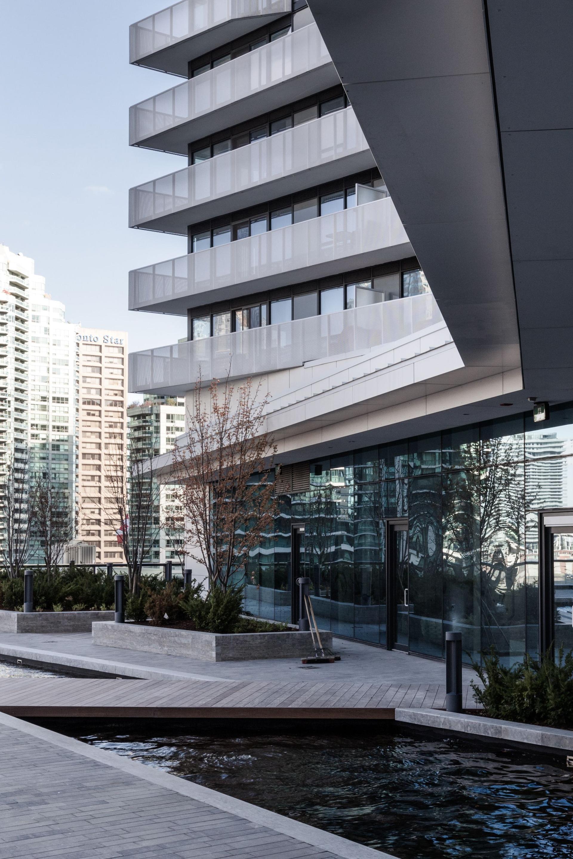 Harbour Plaza Residences - image 5